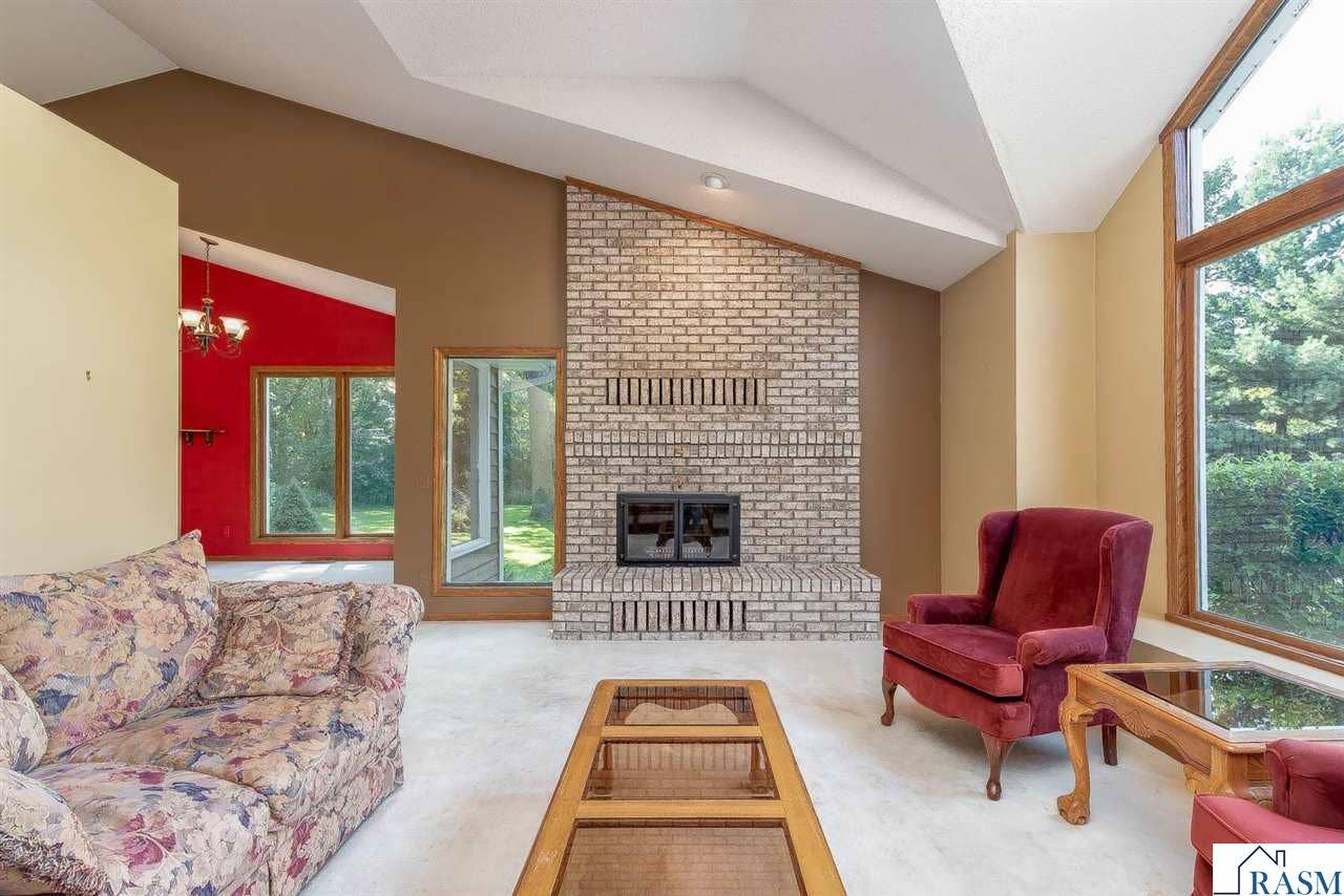 200 Greenwood Drive, Mankato, MN 56001