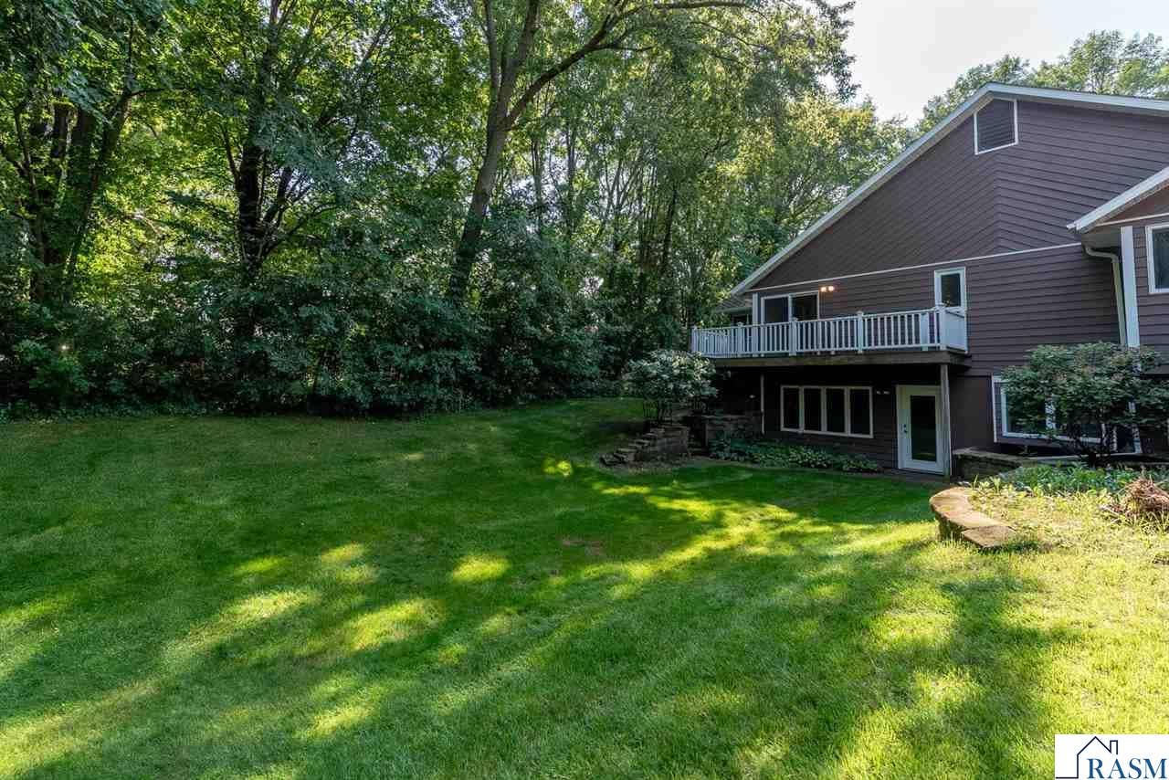 200 Greenwood Drive, Mankato, MN 56001