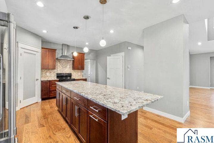 317 Oak Marsh Drive, Mankato, MN 56001