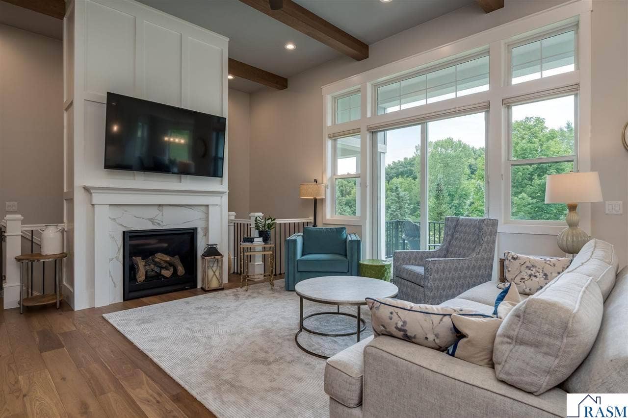 1005 Applewood Court, Mankato, MN 56001