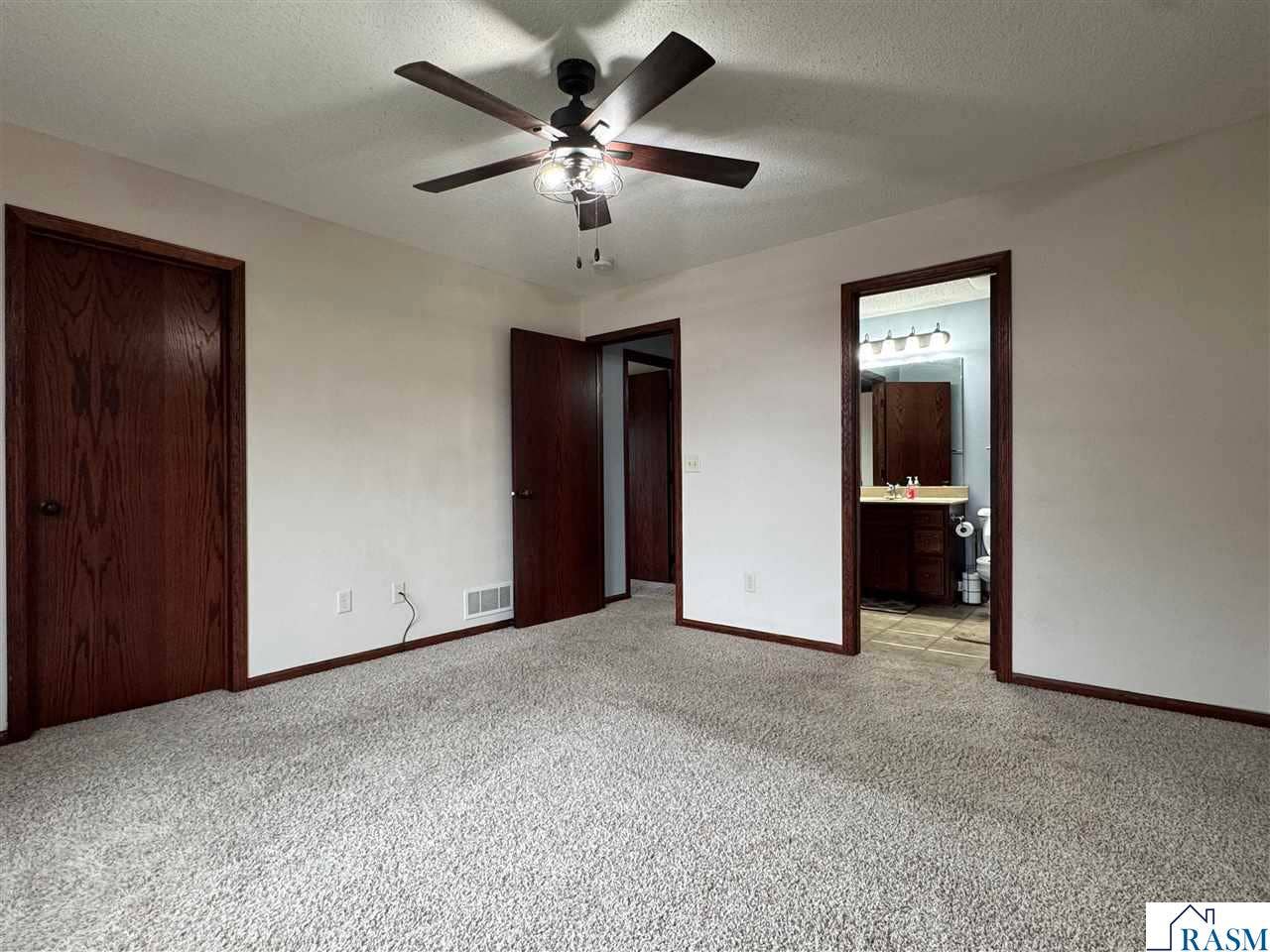 100 Olympic Court, Mankato, MN 56001