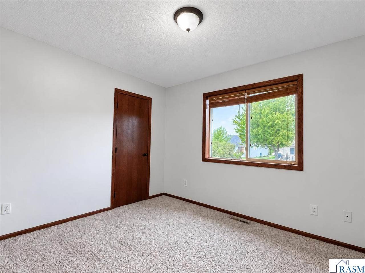 100 Olympic Court, Mankato, MN 56001