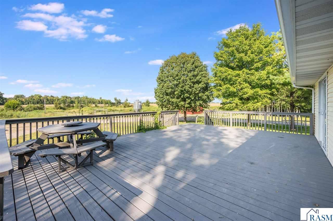 30452 390th Street, Le Sueur, MN 56058