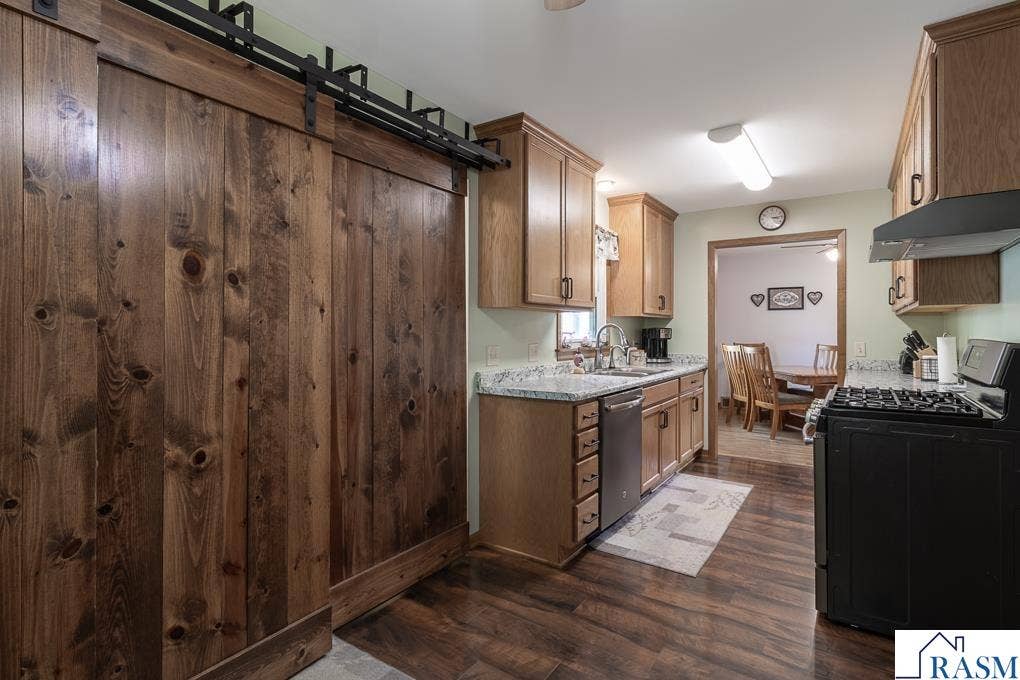 227 Westwood Drive, Mankato, MN 56001