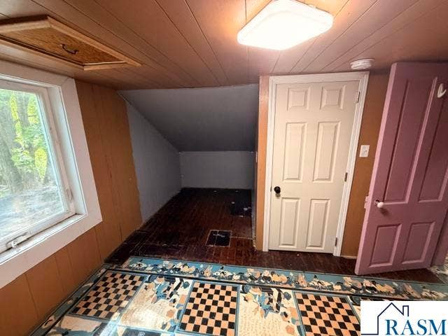 1621 N 4th Street, Mankato, MN 56001