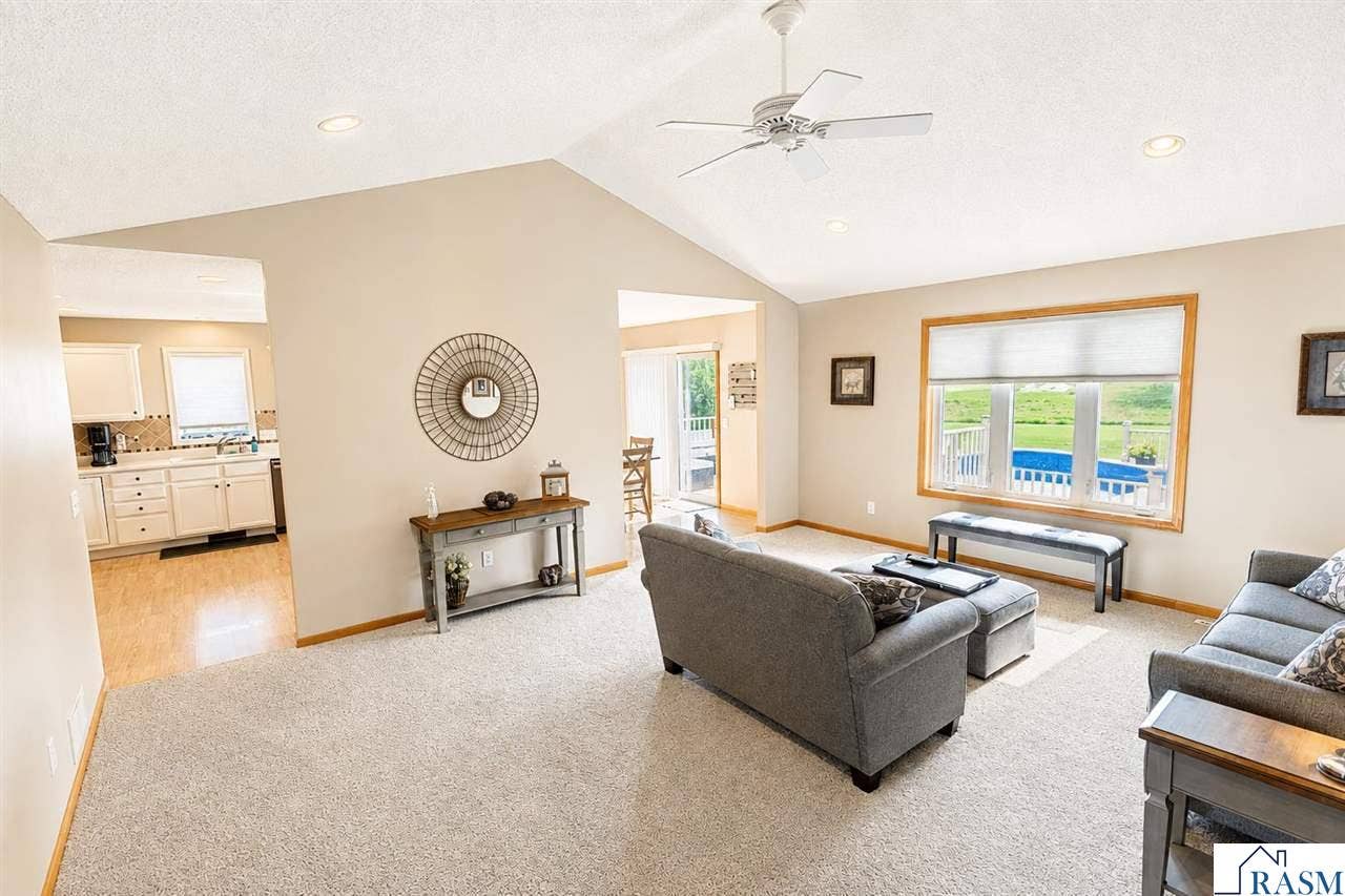 117 Sawgrass Court, Mankato, MN 56001