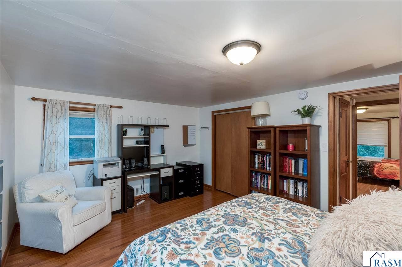 1204 N 4th Street, Mankato, MN 56001