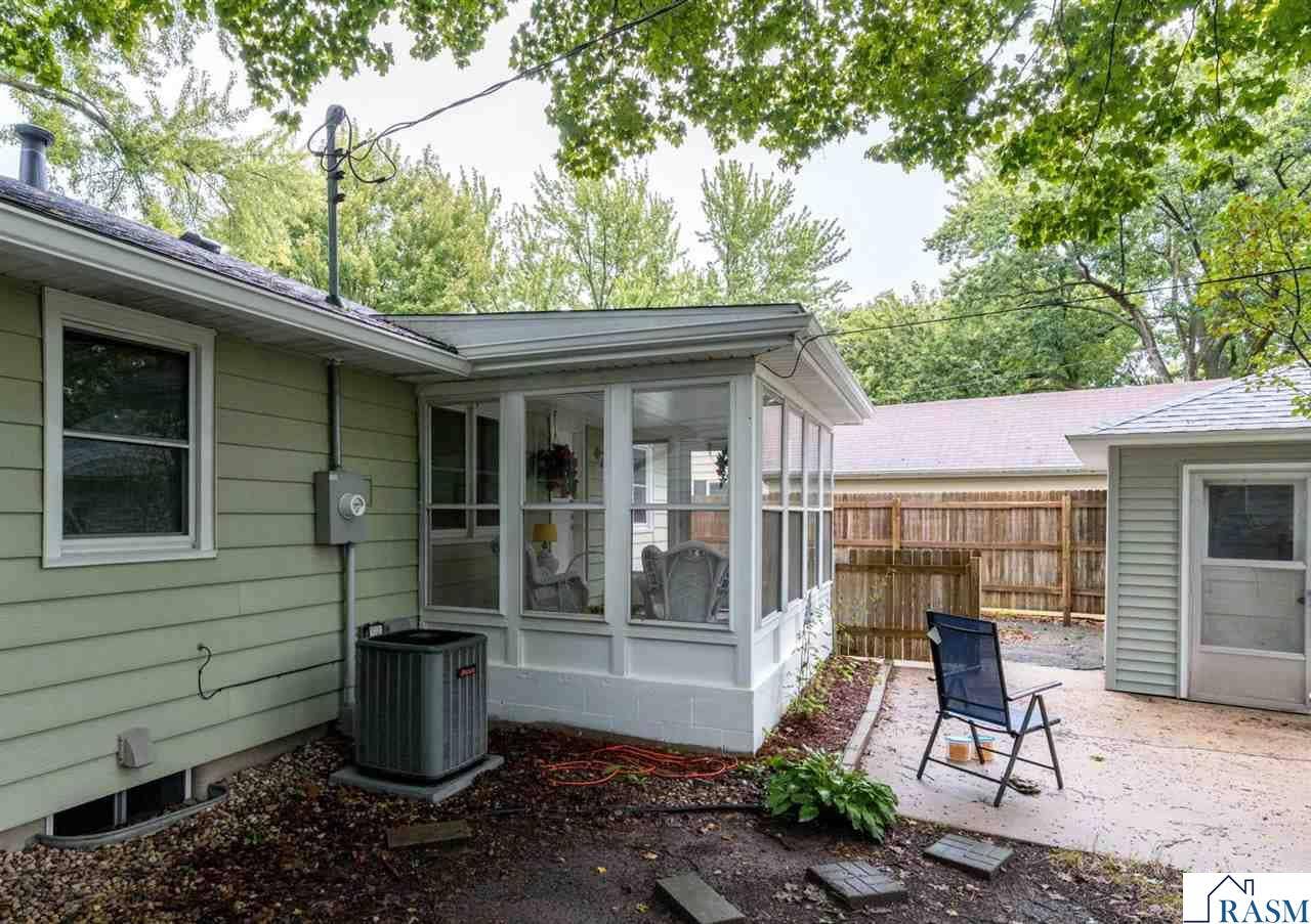 13 Southview Drive, Mankato, MN 56001