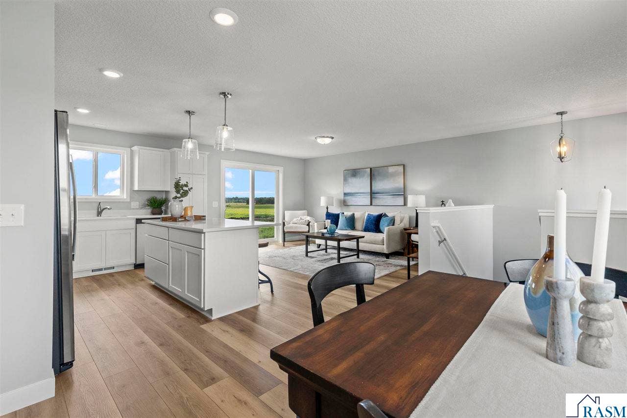 3113 Bassett Drive, Mankato, MN 56001
