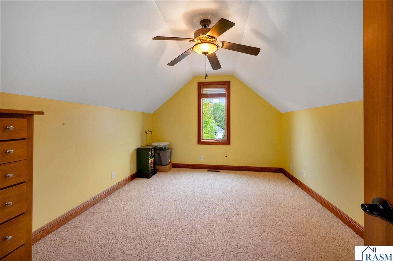 18 Newcastle Court, North Mankato, MN 56003