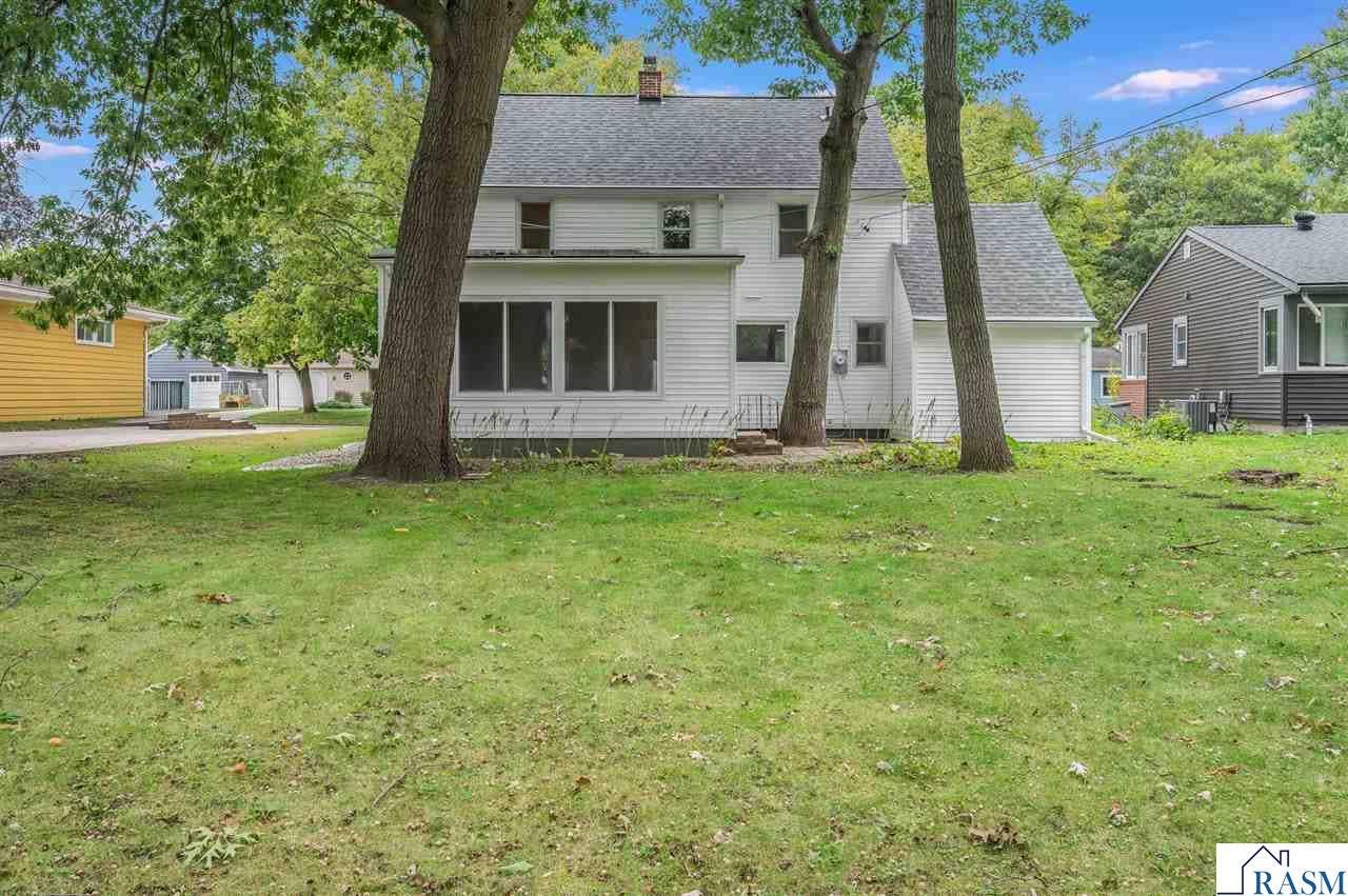 108 Ridge Court, Mankato, MN 56001
