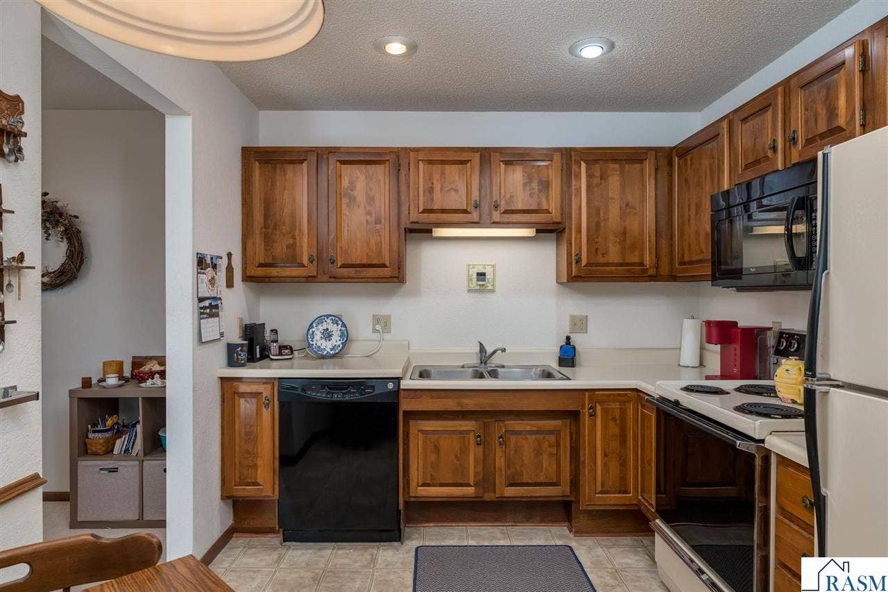 110-6 Teton Lane, Mankato, MN 56001