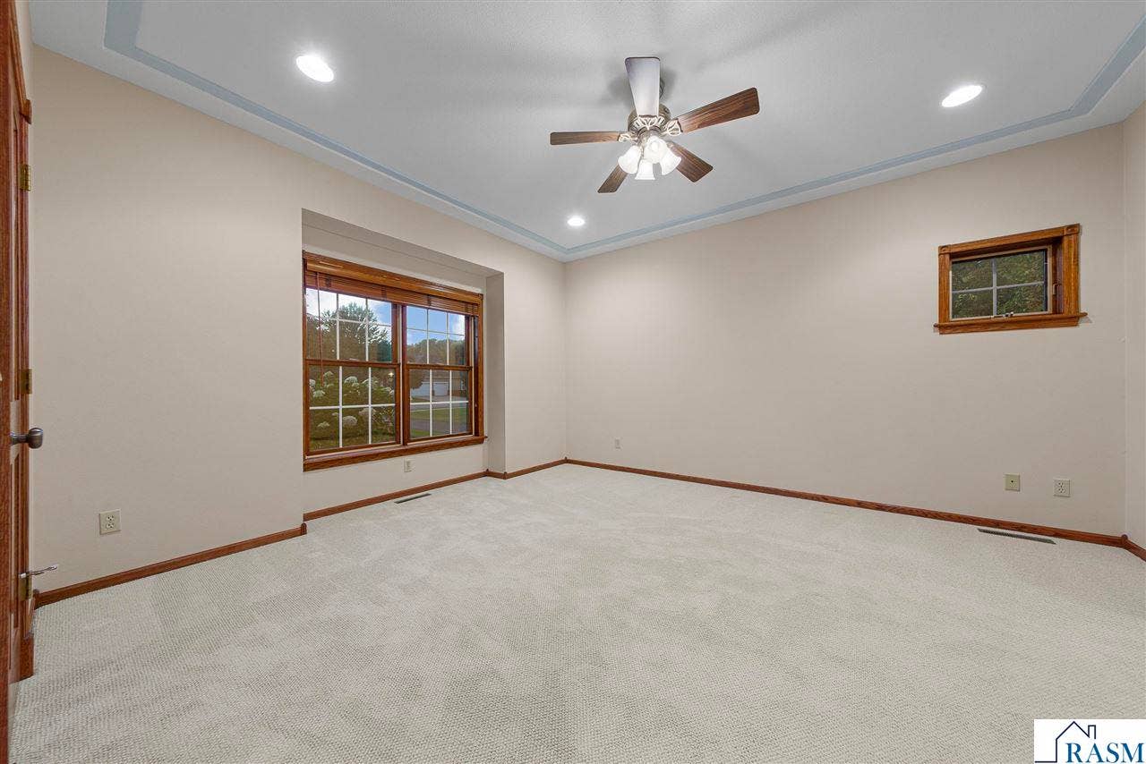 123 Woodhill Court, Mankato, MN 56001
