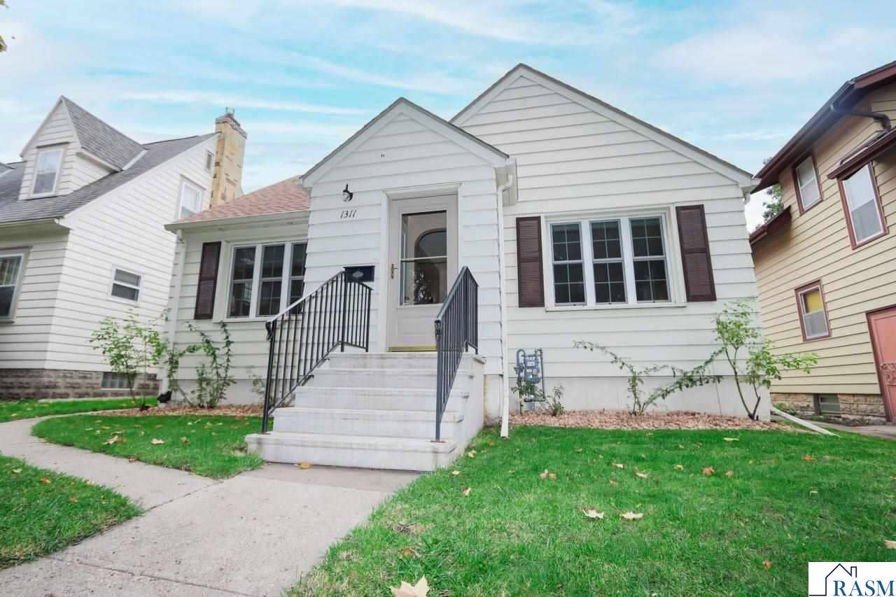 1311 N 5th Street, Mankato, MN 56001