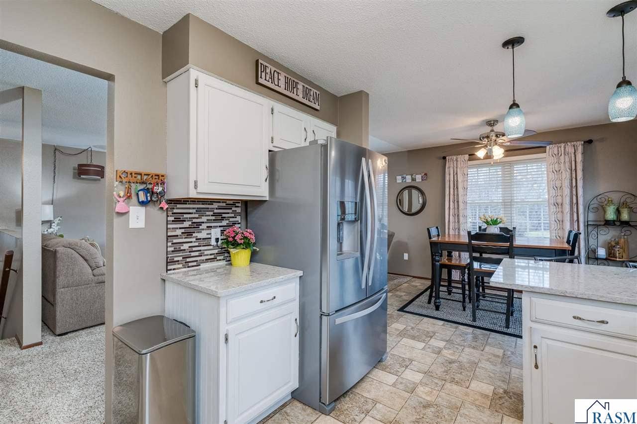 115 Tami Lane, Mankato, MN 56001