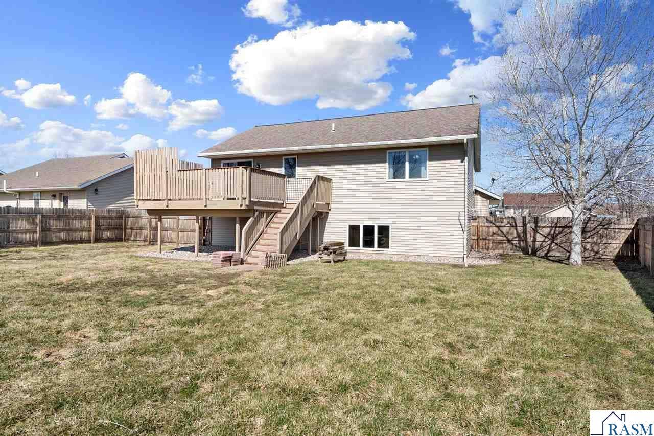 604 St Andrews Drive, Mankato, MN 56001