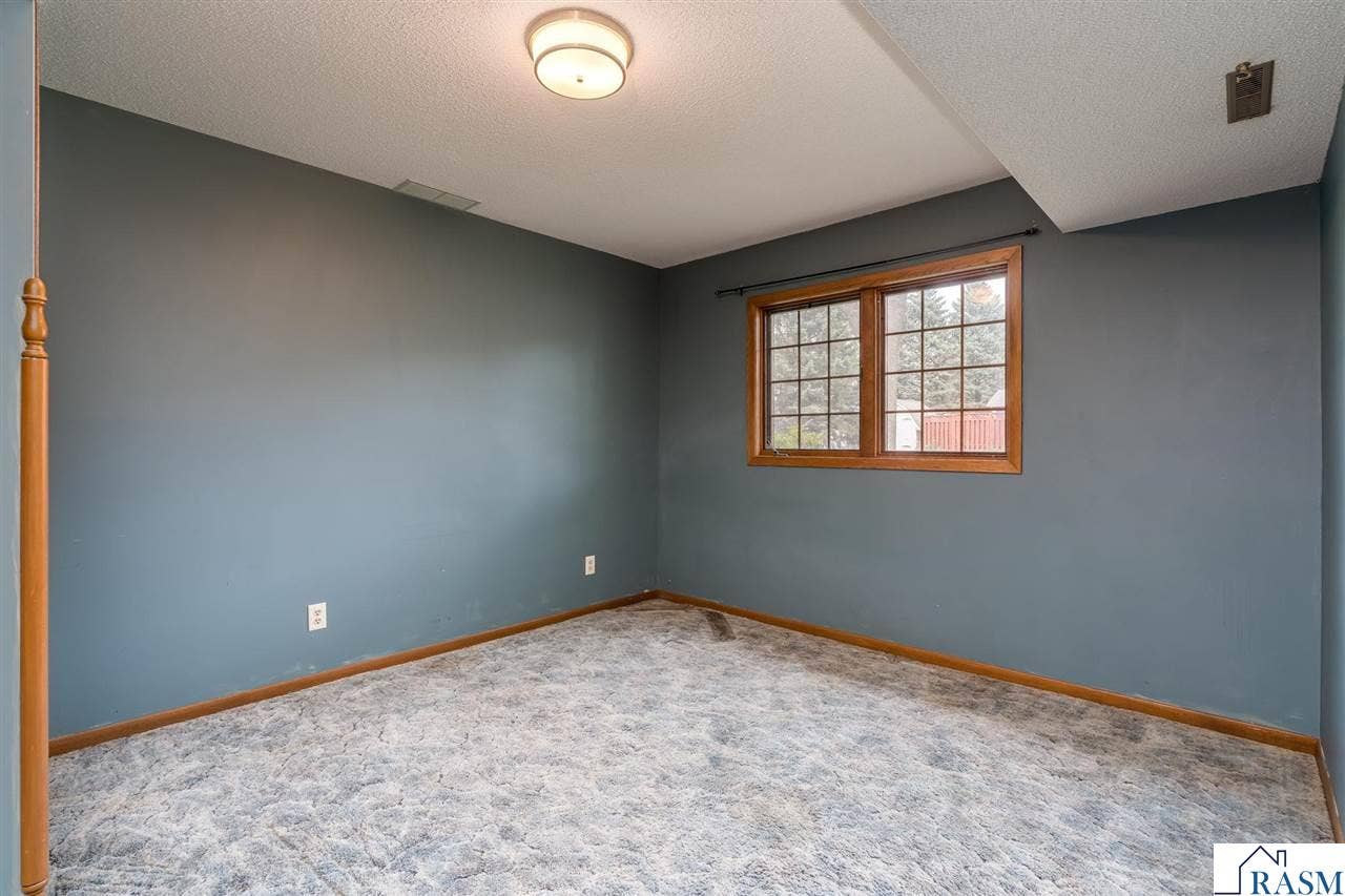109 Cameo Lane, Mankato, MN 56001