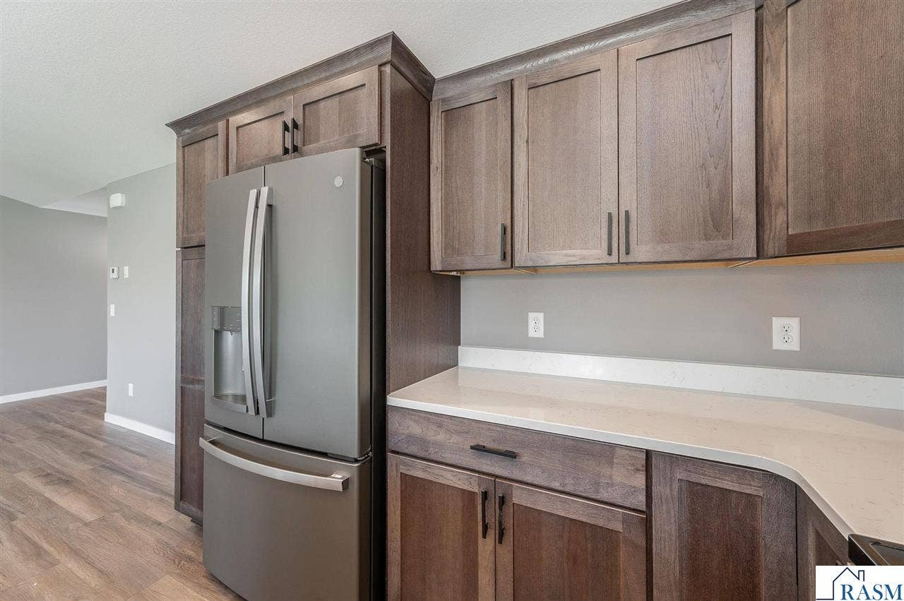 121 Copper Village Circle, Mankato, MN 56001