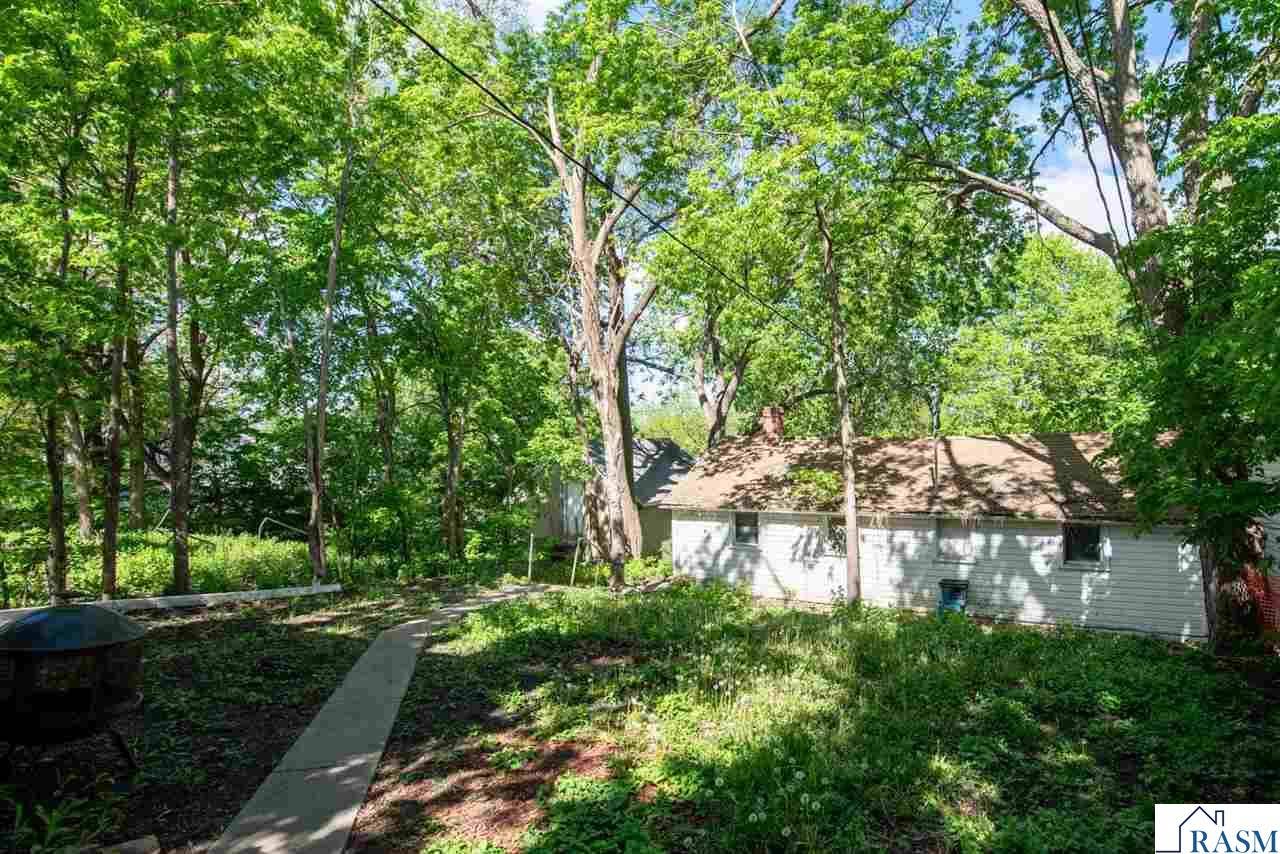 112 S 5th Street, Mankato, MN 56001