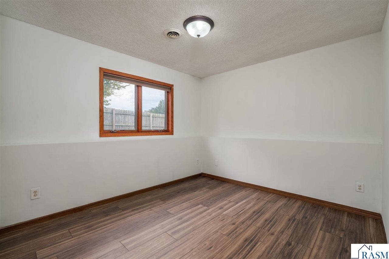2409 Fair Street, Mankato, MN 56001
