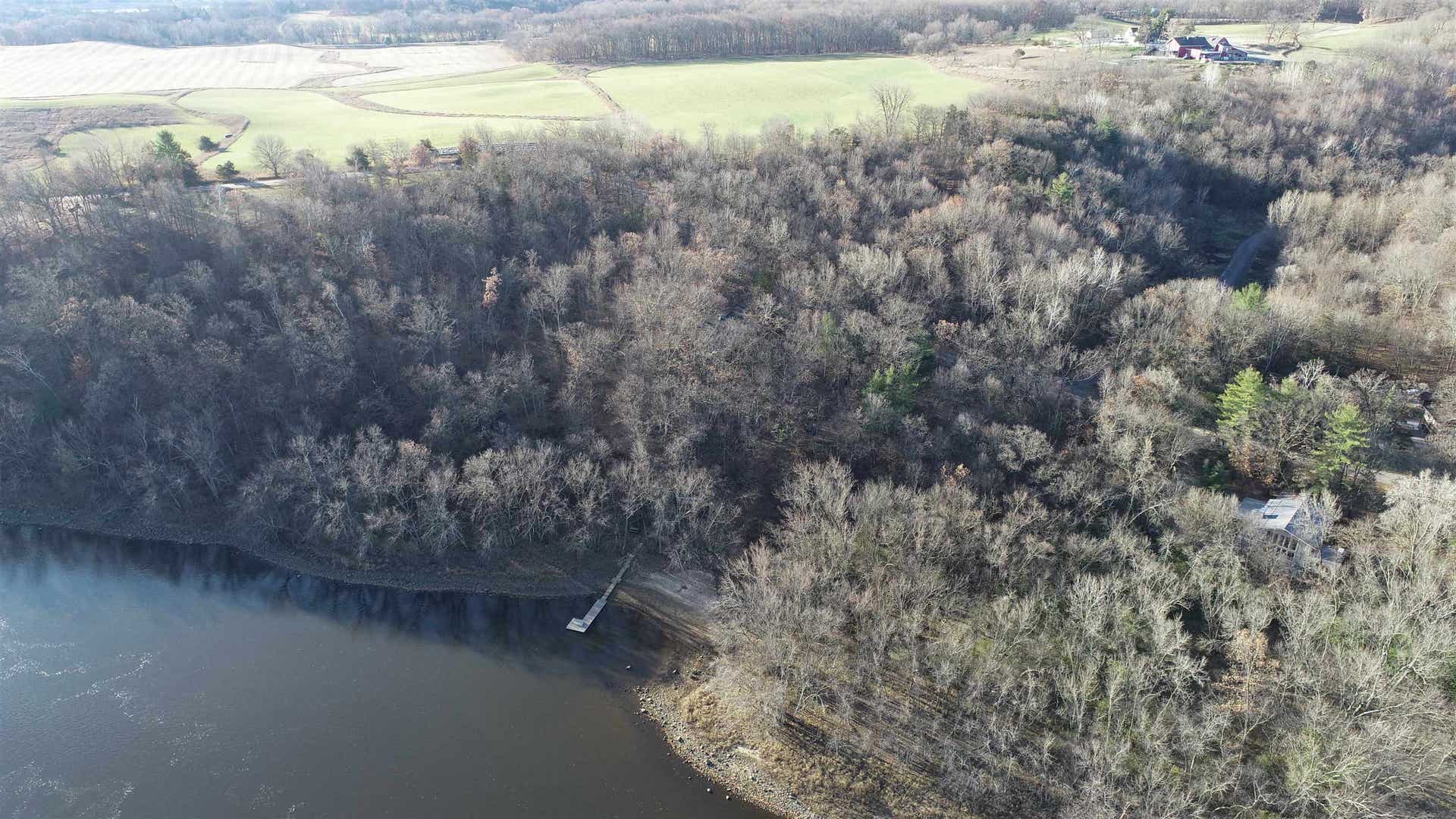 L27-29 Hillside Drive, Lake Delton, WI 53965