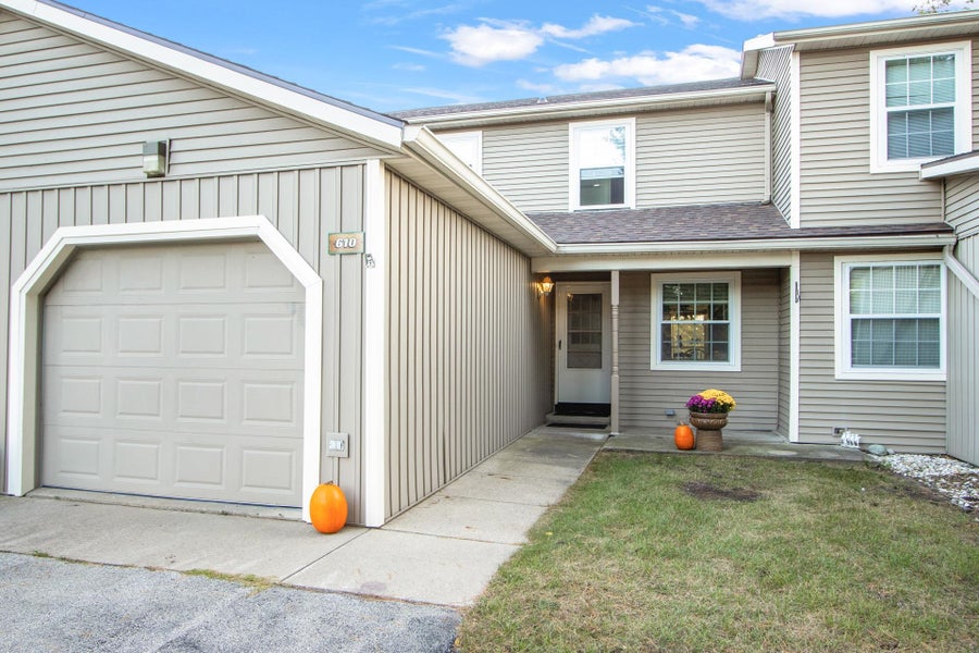Property photo for 610 Saddle Ridge, Pacific, WI