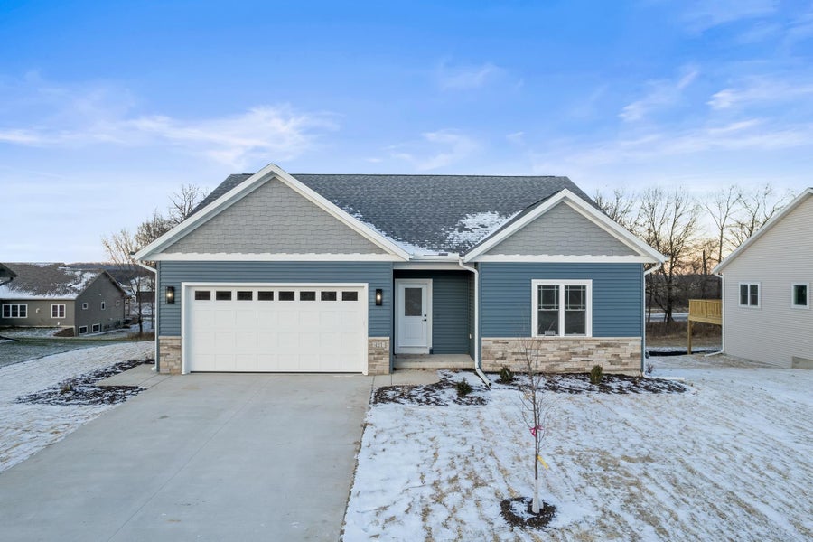 Property photo for 421 Gunderson Drive, Portage, WI