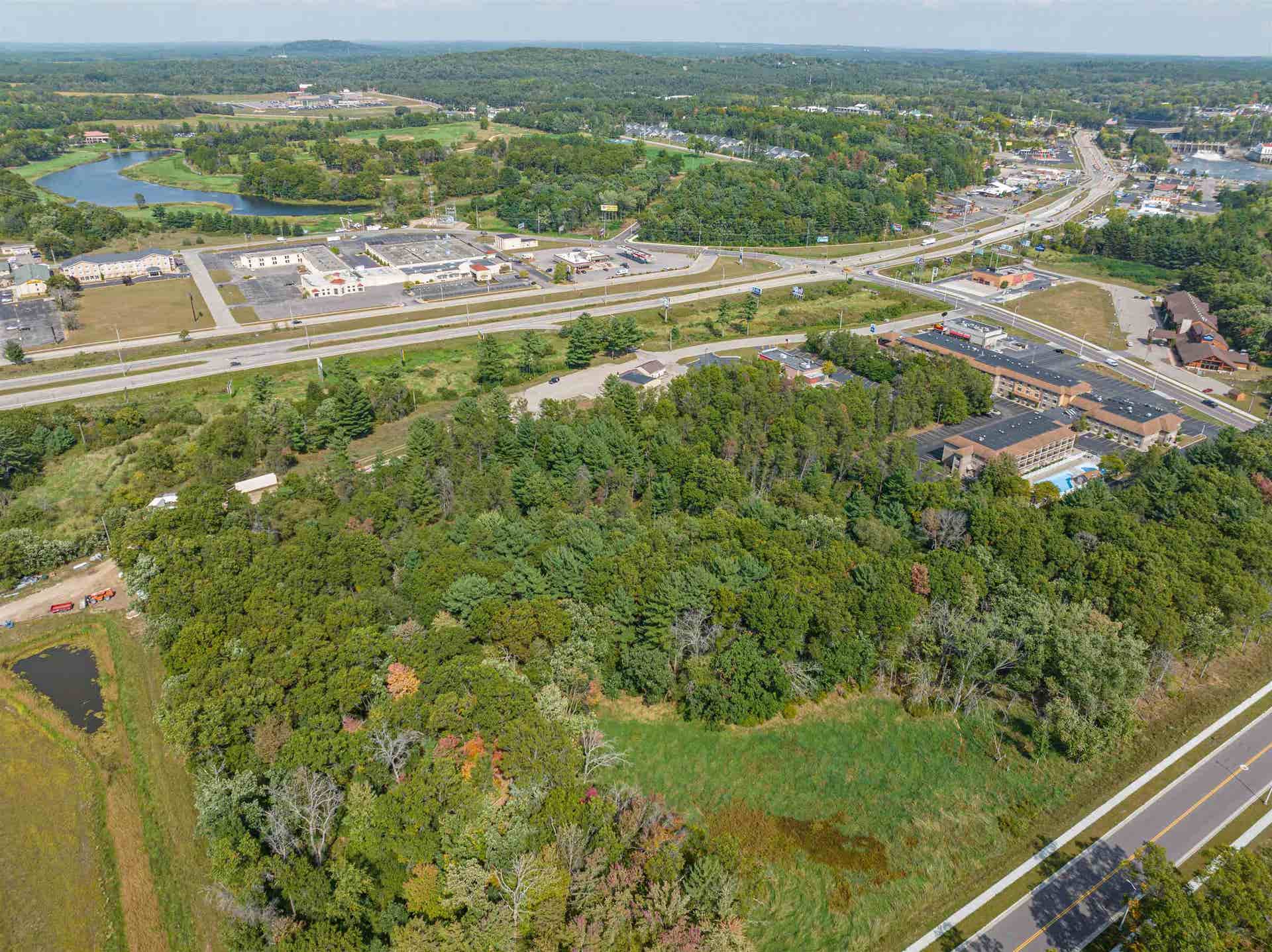 650 S Frontage Road, Wisconsin Dells, WI 53965