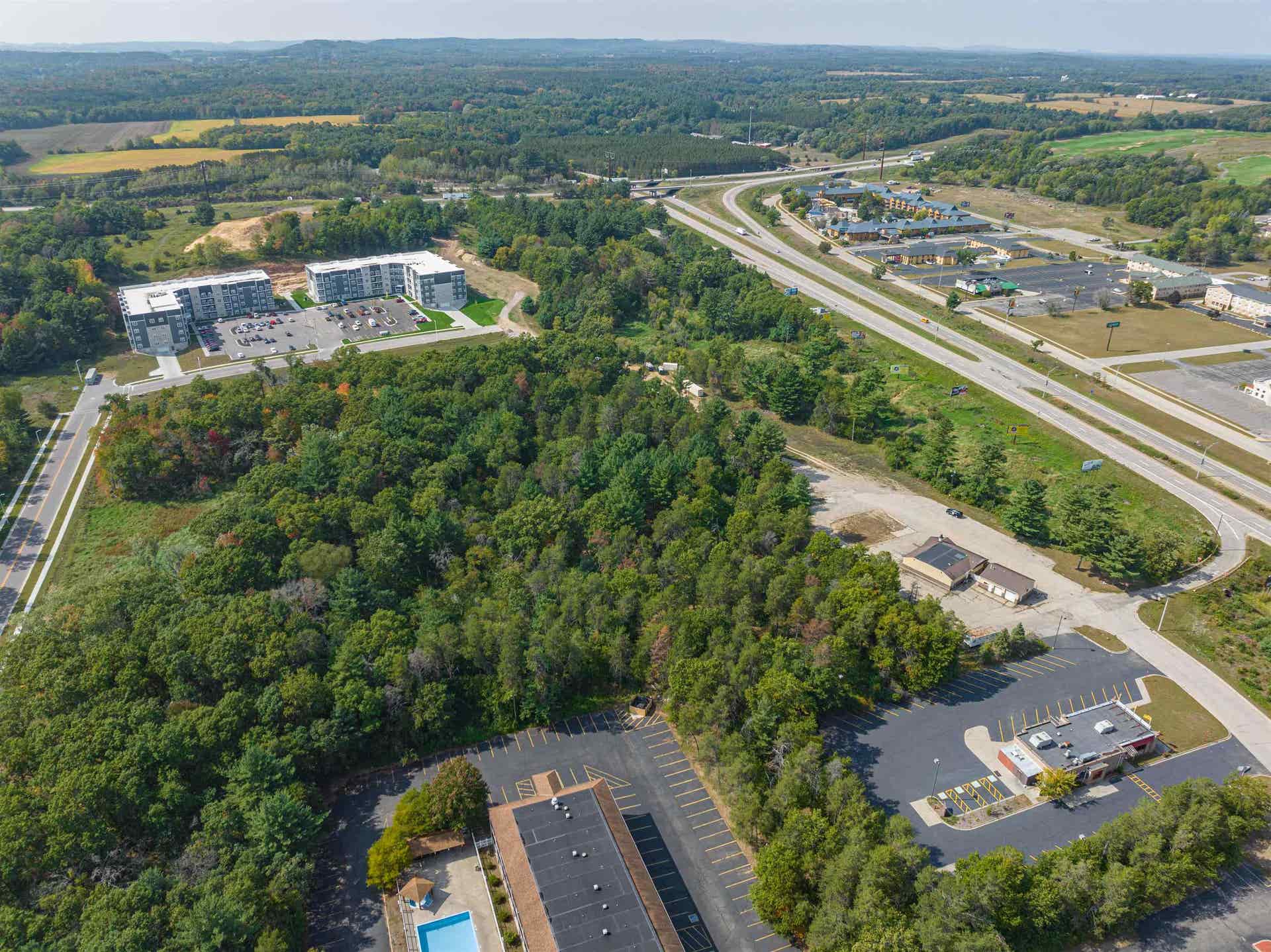 650 S Frontage Road, Wisconsin Dells, WI 53965