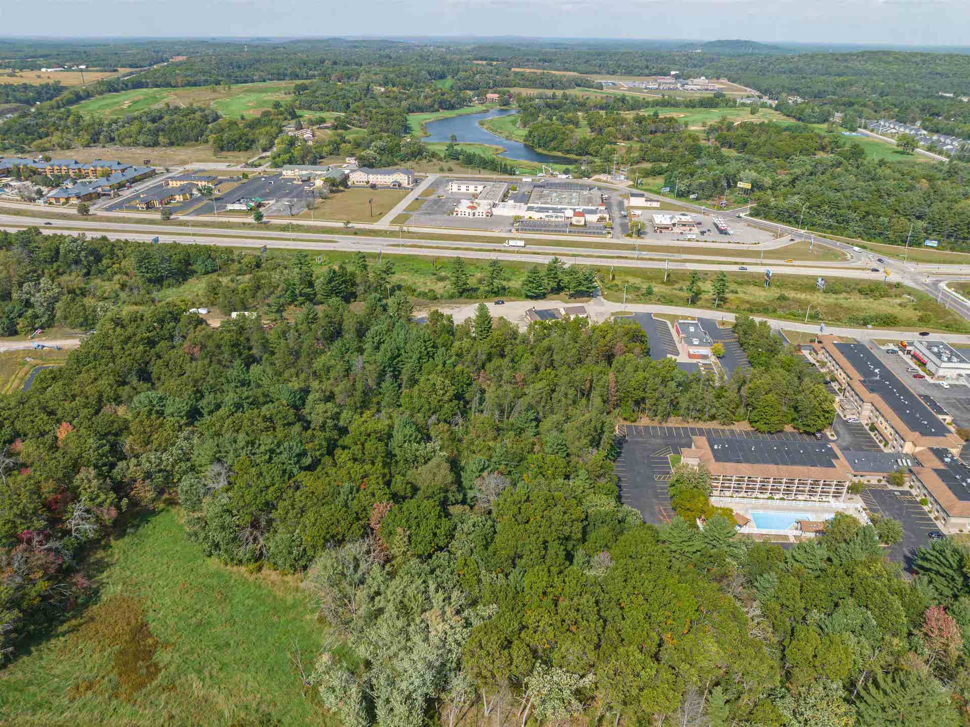 650 S Frontage Road, Wisconsin Dells, WI 53965