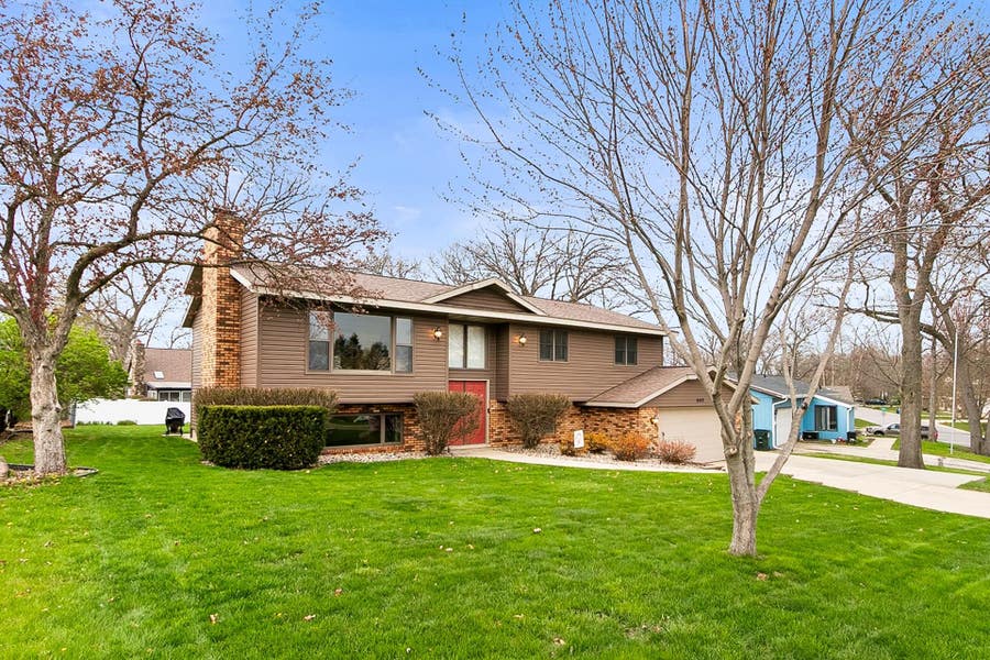 Property photo for 449 Winnebago Avenue, Portage, WI