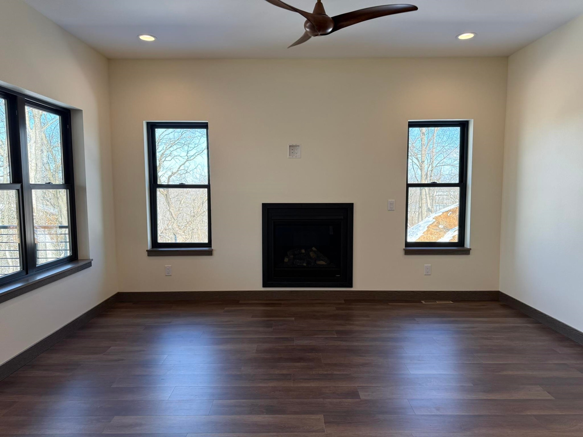 225 Whitetail Lane, #28, Deerfield, WI 53531