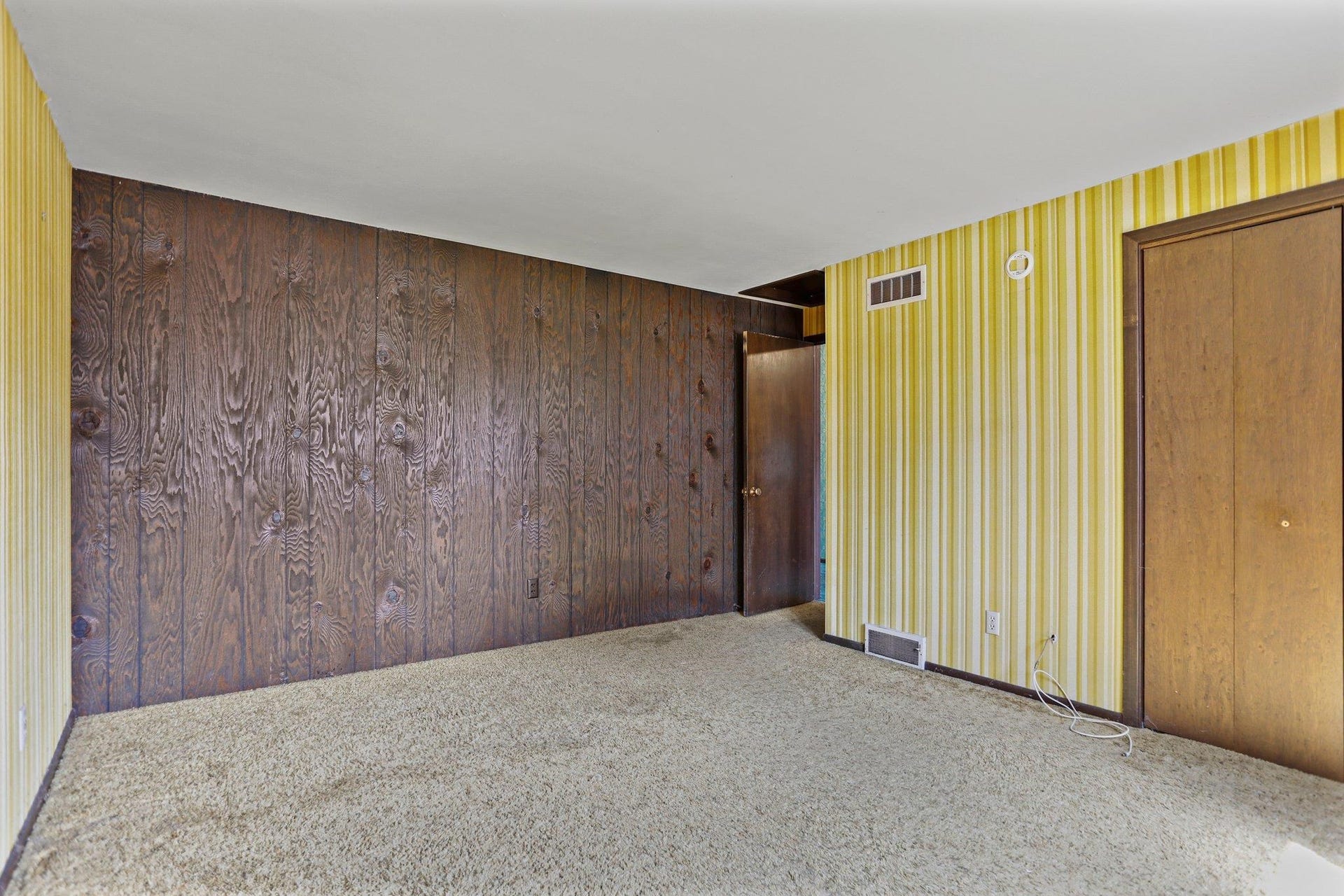 6411 Winnequah Road, Monona, WI 53716
