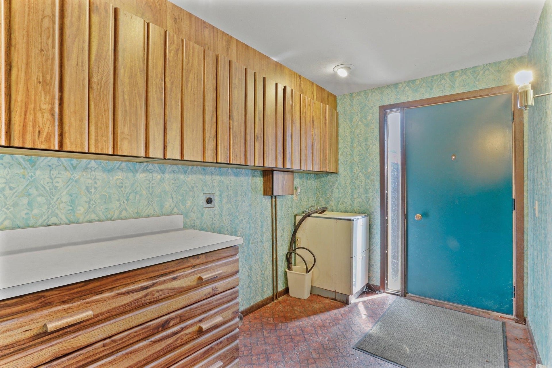 6411 Winnequah Road, Monona, WI 53716