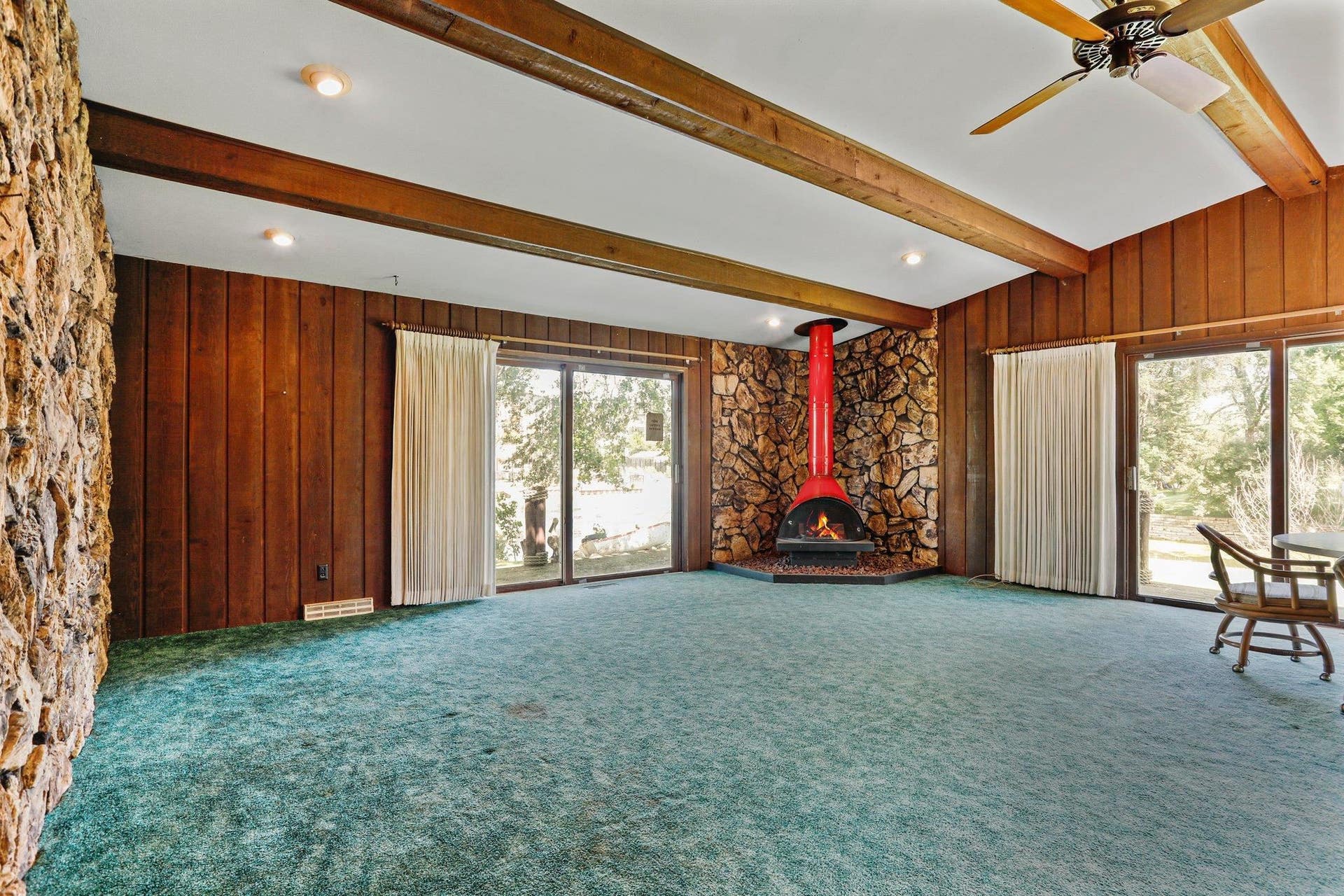 6411 Winnequah Road, Monona, WI 53716