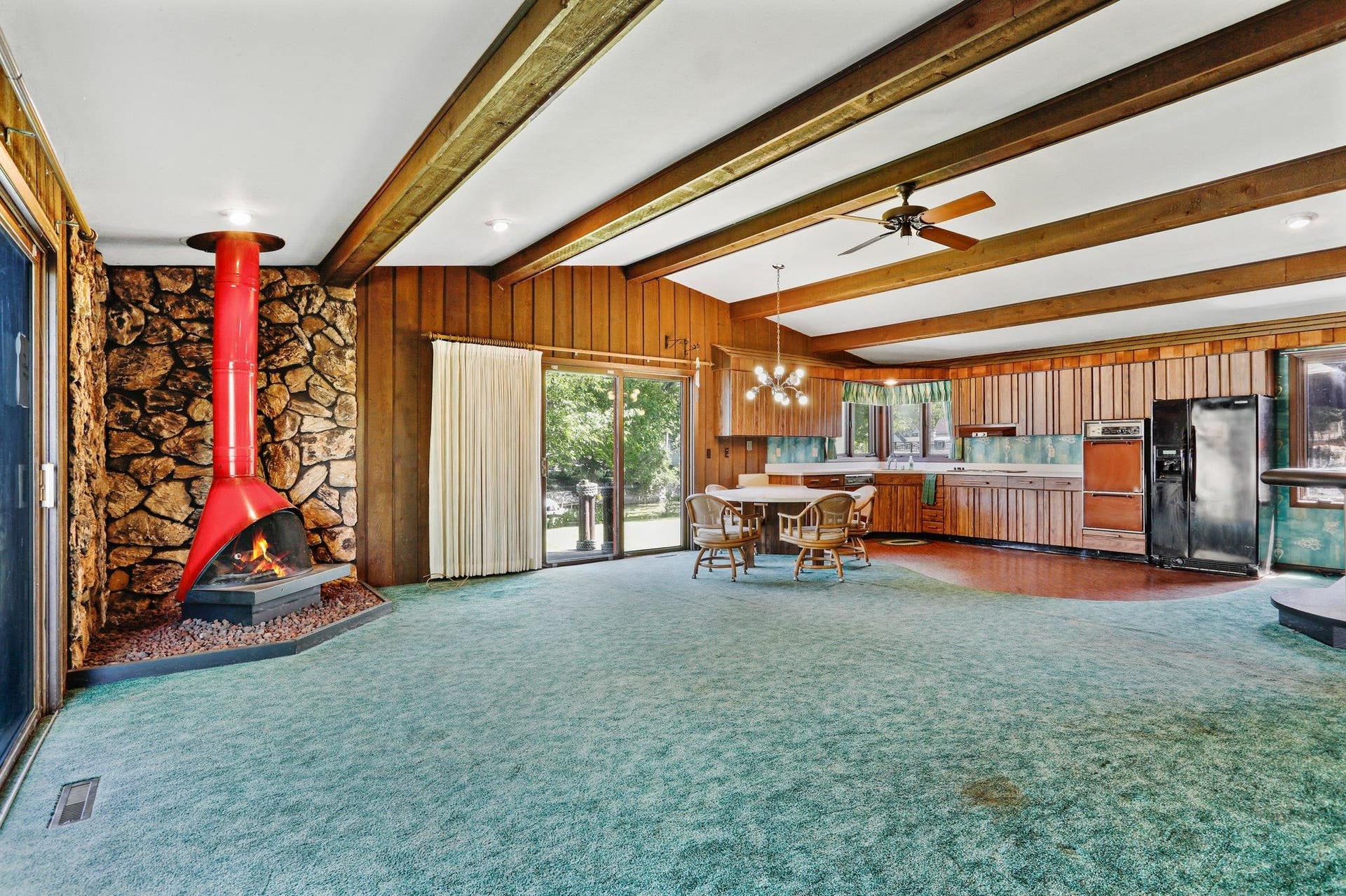 6411 Winnequah Road, Monona, WI 53716