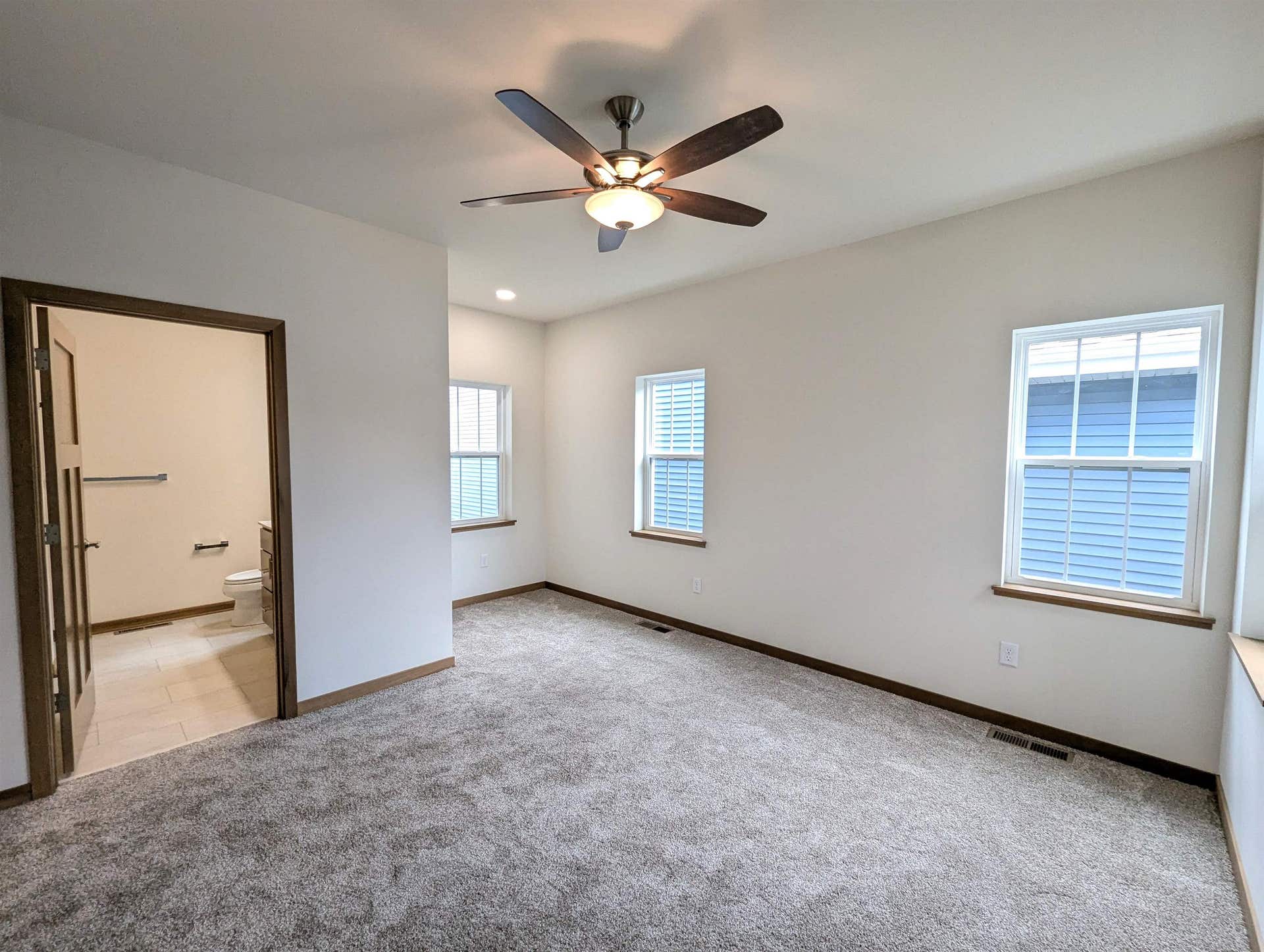 14 Bluestem Pass, Mount Horeb, WI 53572
