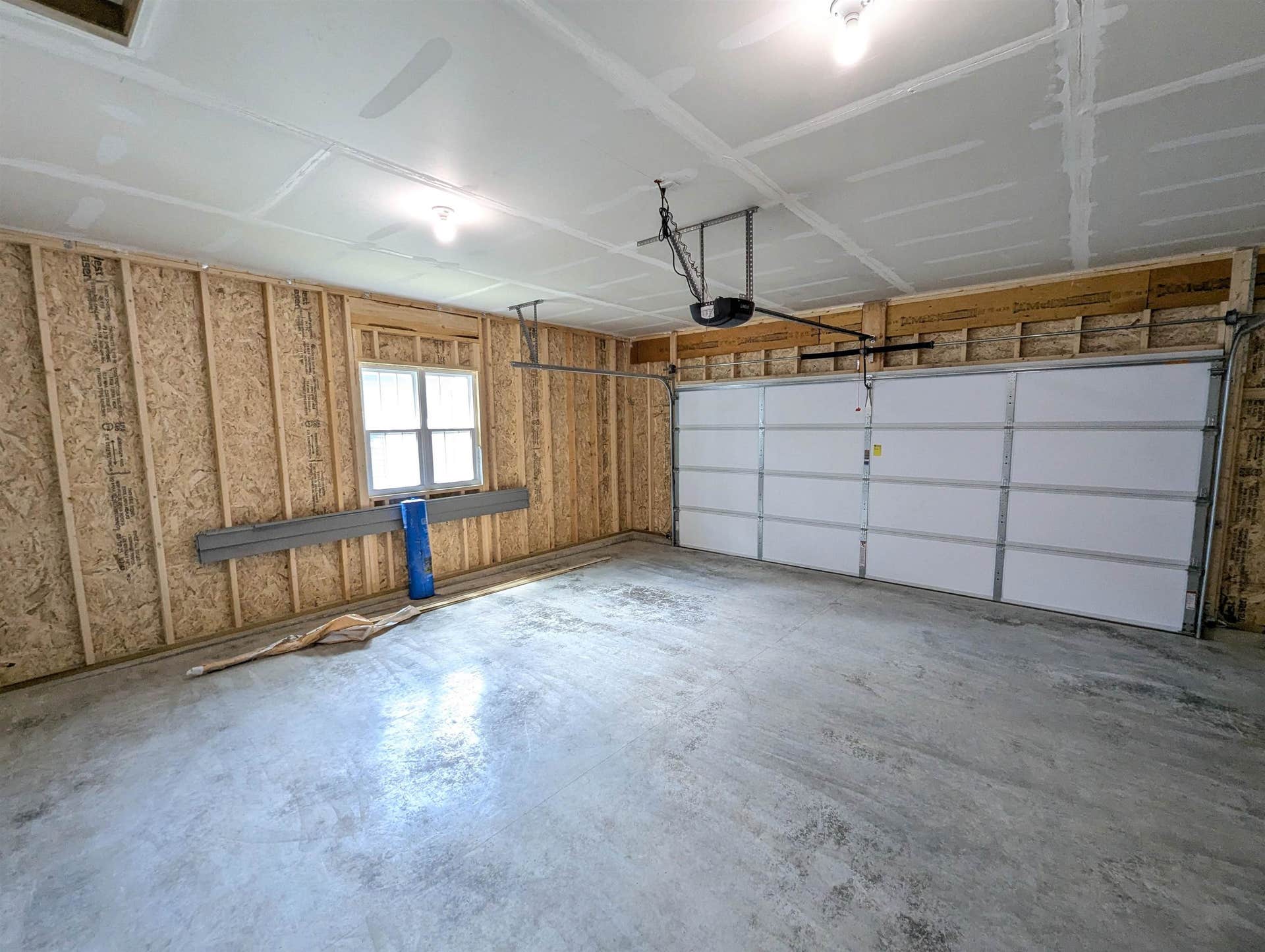 14 Bluestem Pass, Mount Horeb, WI 53572