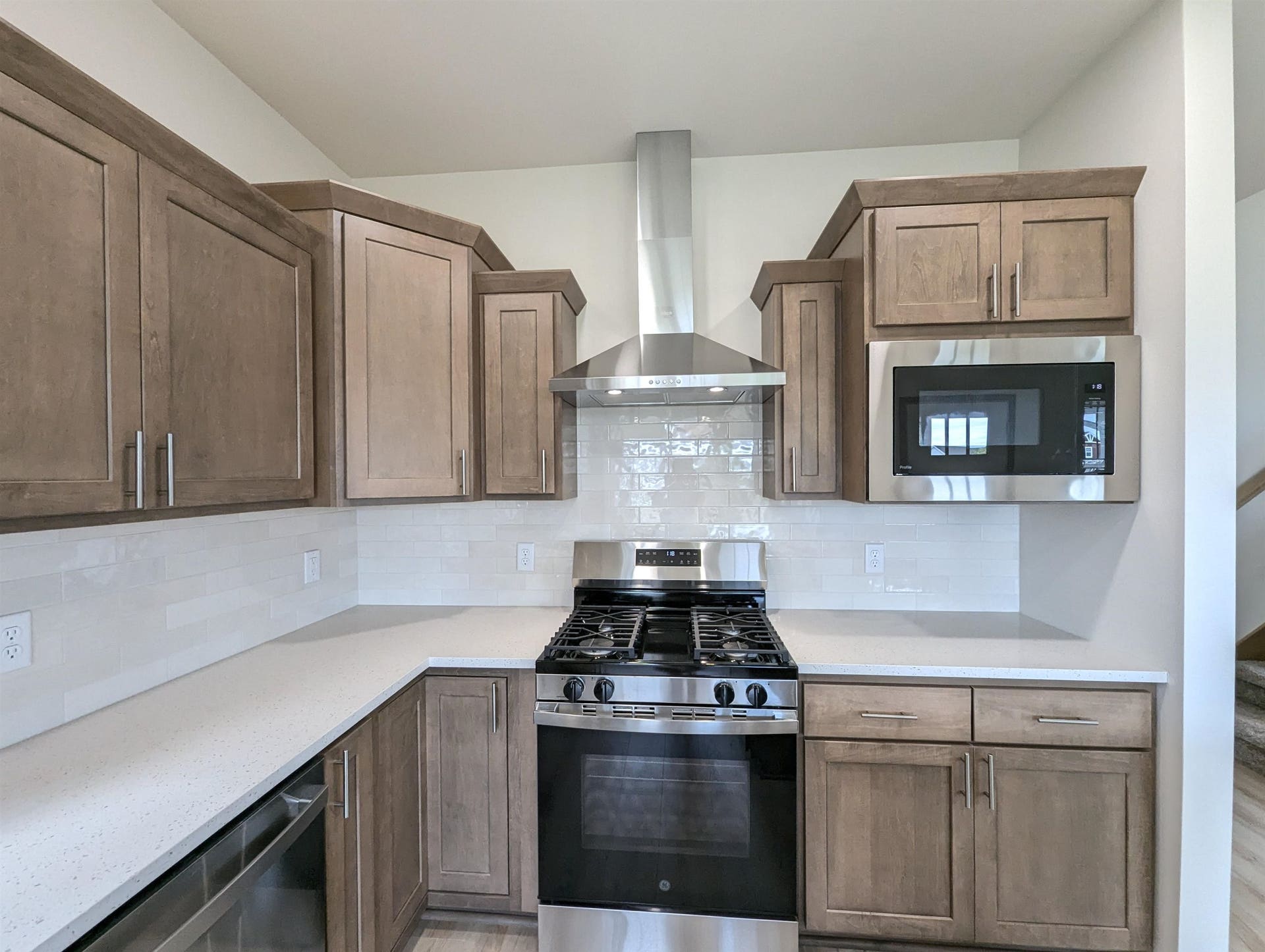 14 Bluestem Pass, Mount Horeb, WI 53572
