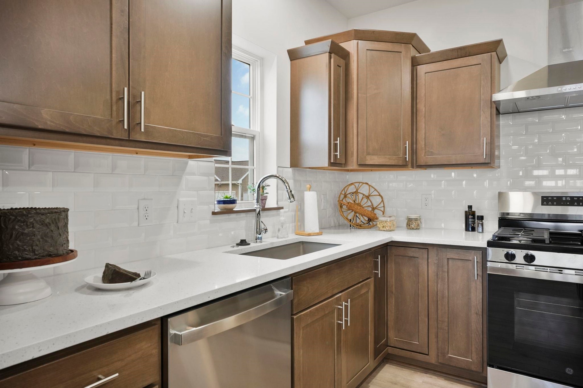 15 Bluestem Pass, Mount Horeb, WI 53572