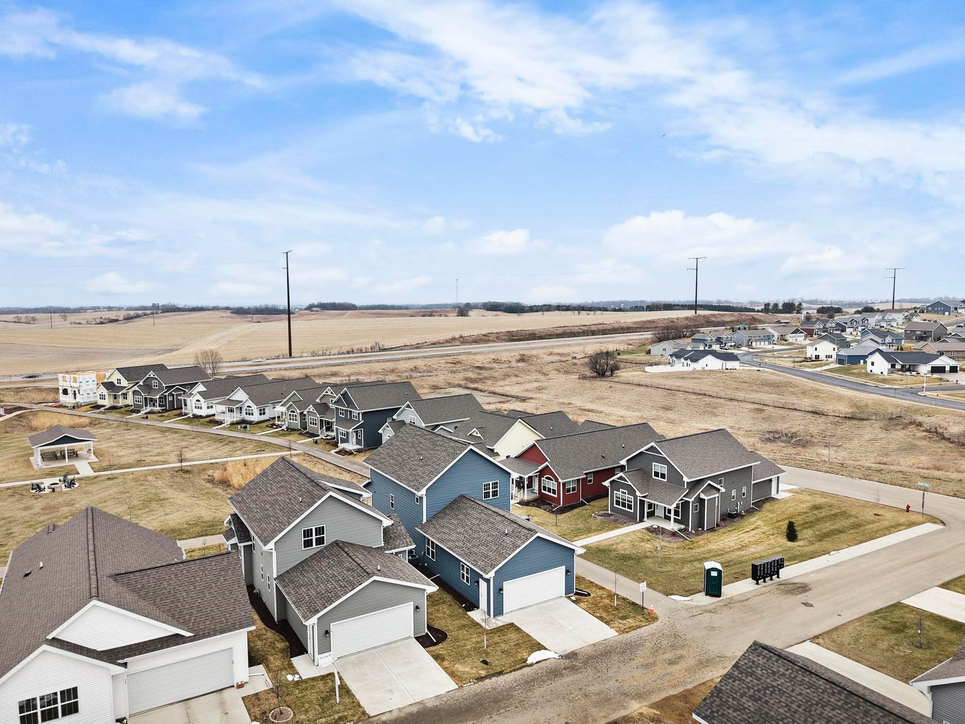 15 Bluestem Pass, Mount Horeb, WI 53572