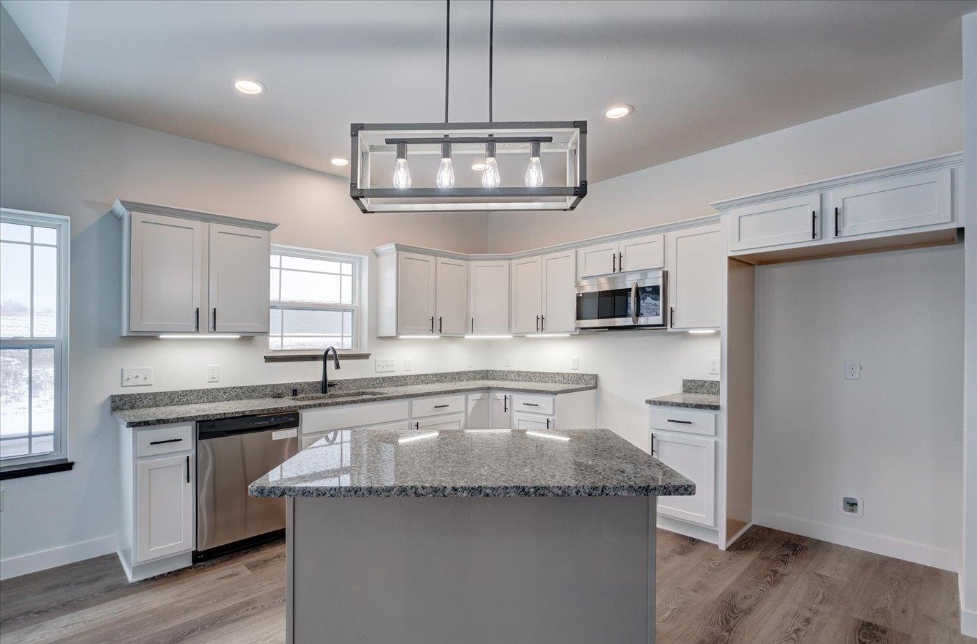 201 Mariahwynn Terrace, Lodi, WI 53555