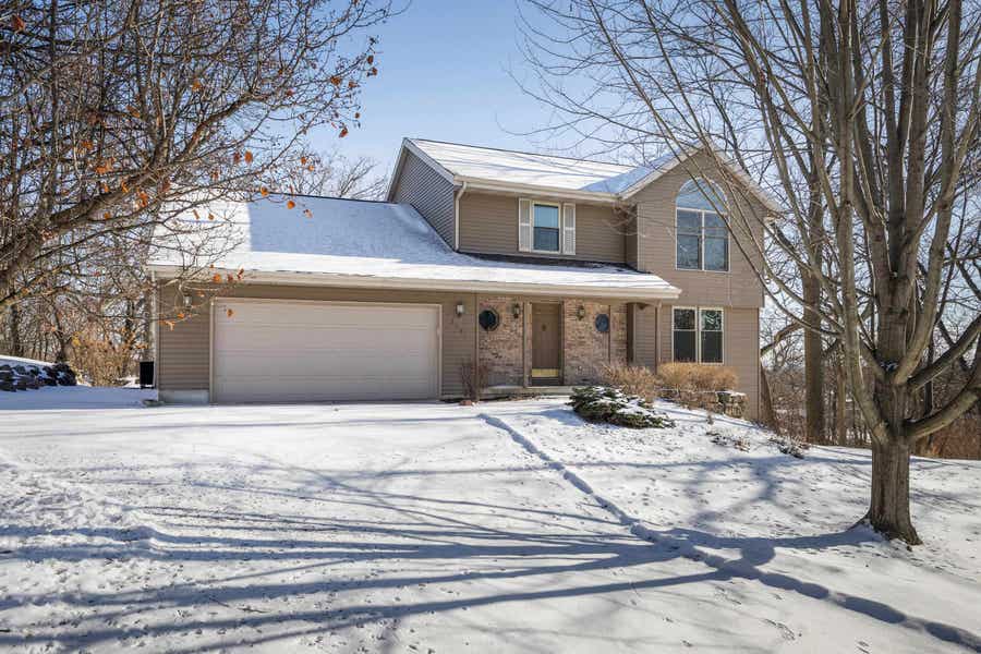 Property photo for 1506 Winchester Place, Janesville, WI