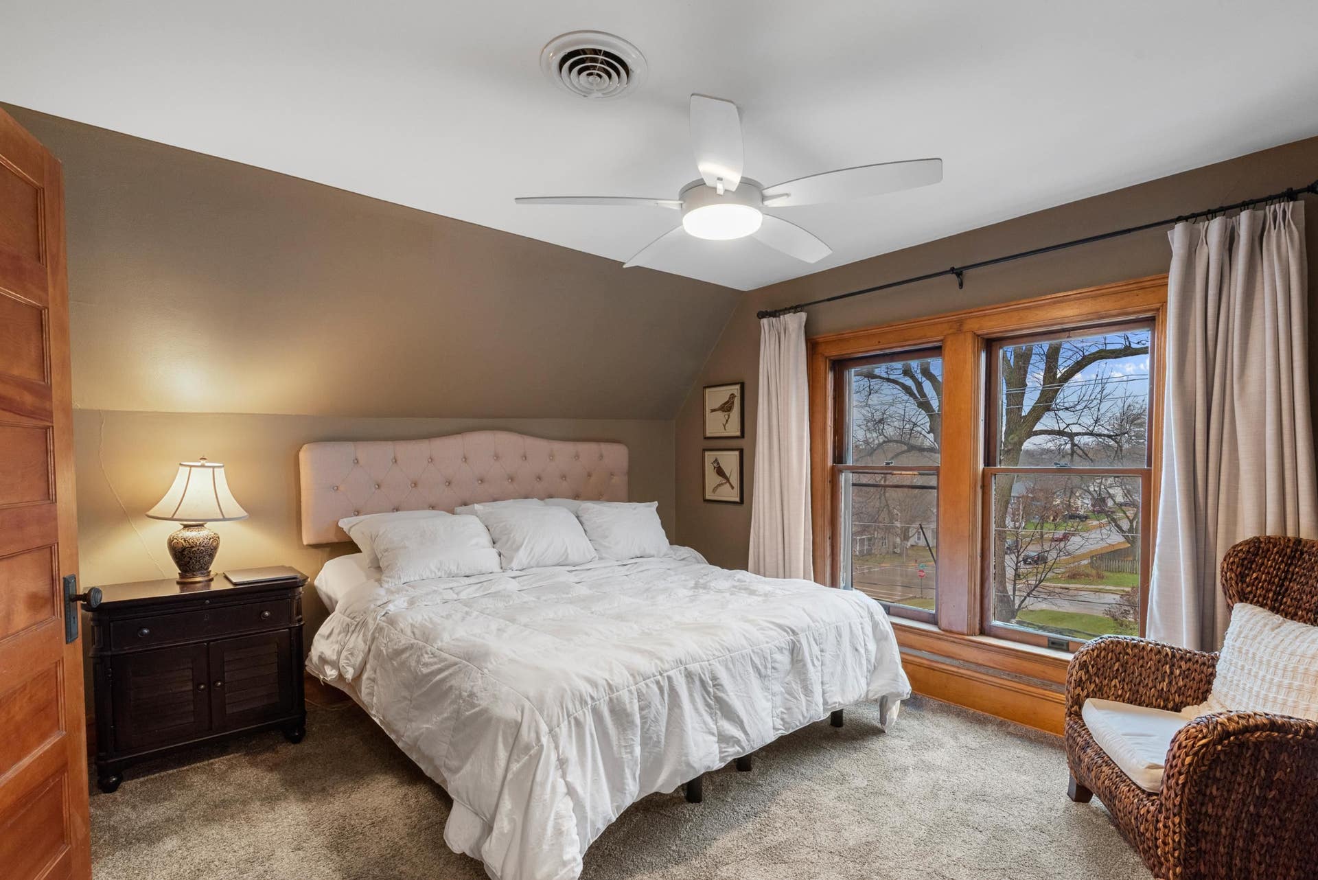 611 E Walnut Street, Horicon, WI 53032-1221
