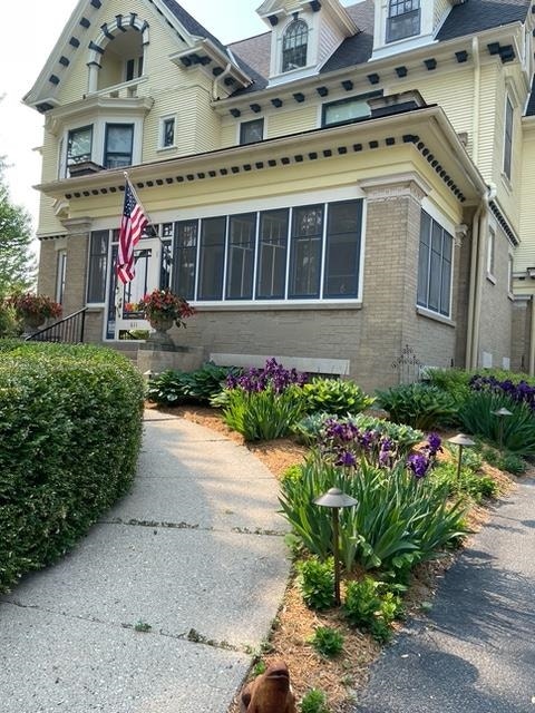 611 E Walnut Street, Horicon, WI 53032-1221
