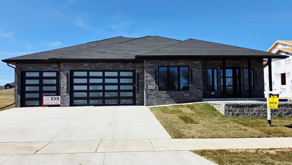2015 Wellington Place, Cottage Grove, WI 53527