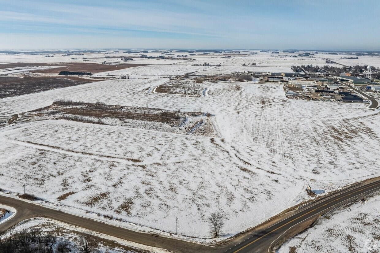 Highway 51, Arlington, WI 53911