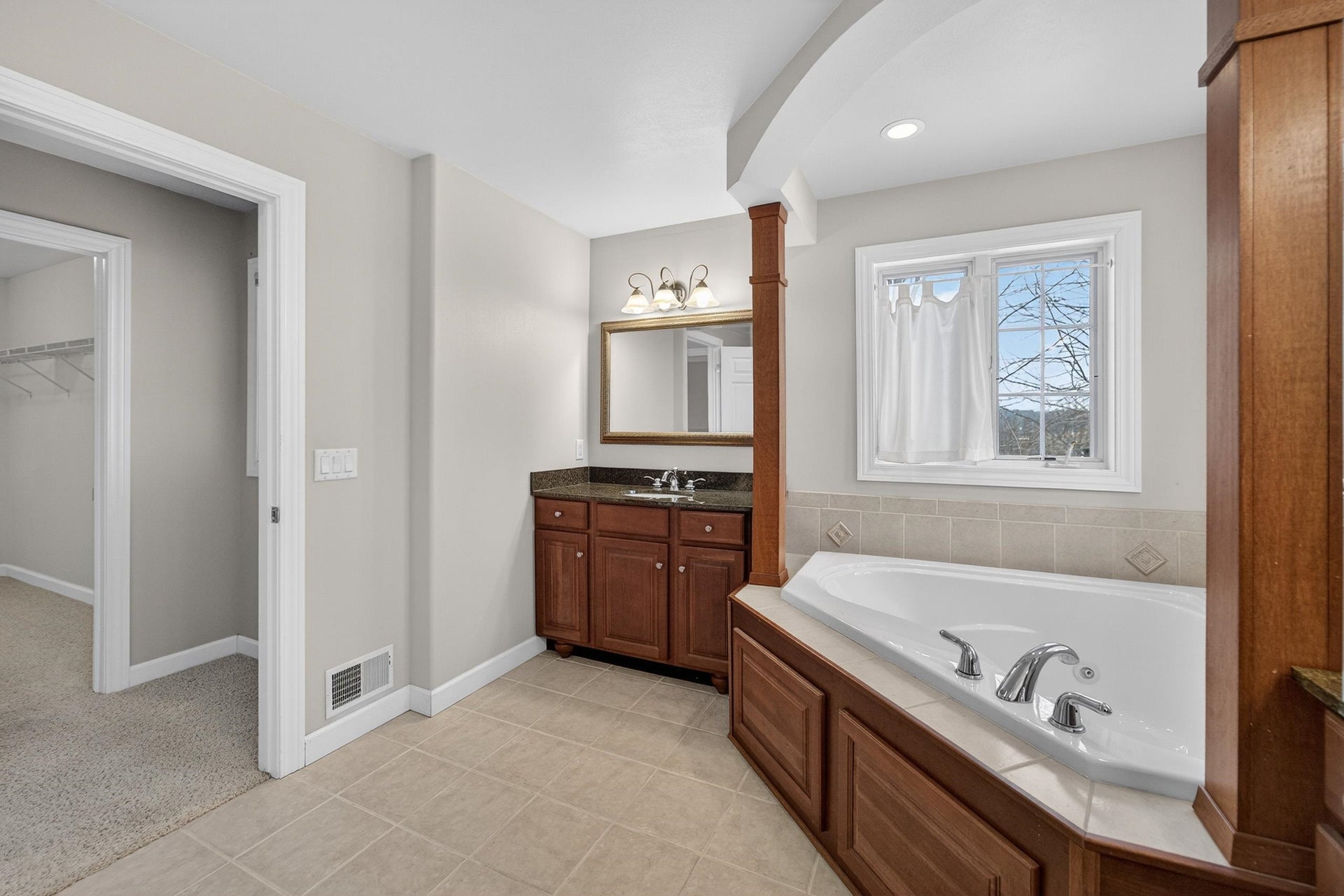 3087 Edenberry Street, Fitchburg, WI 53711