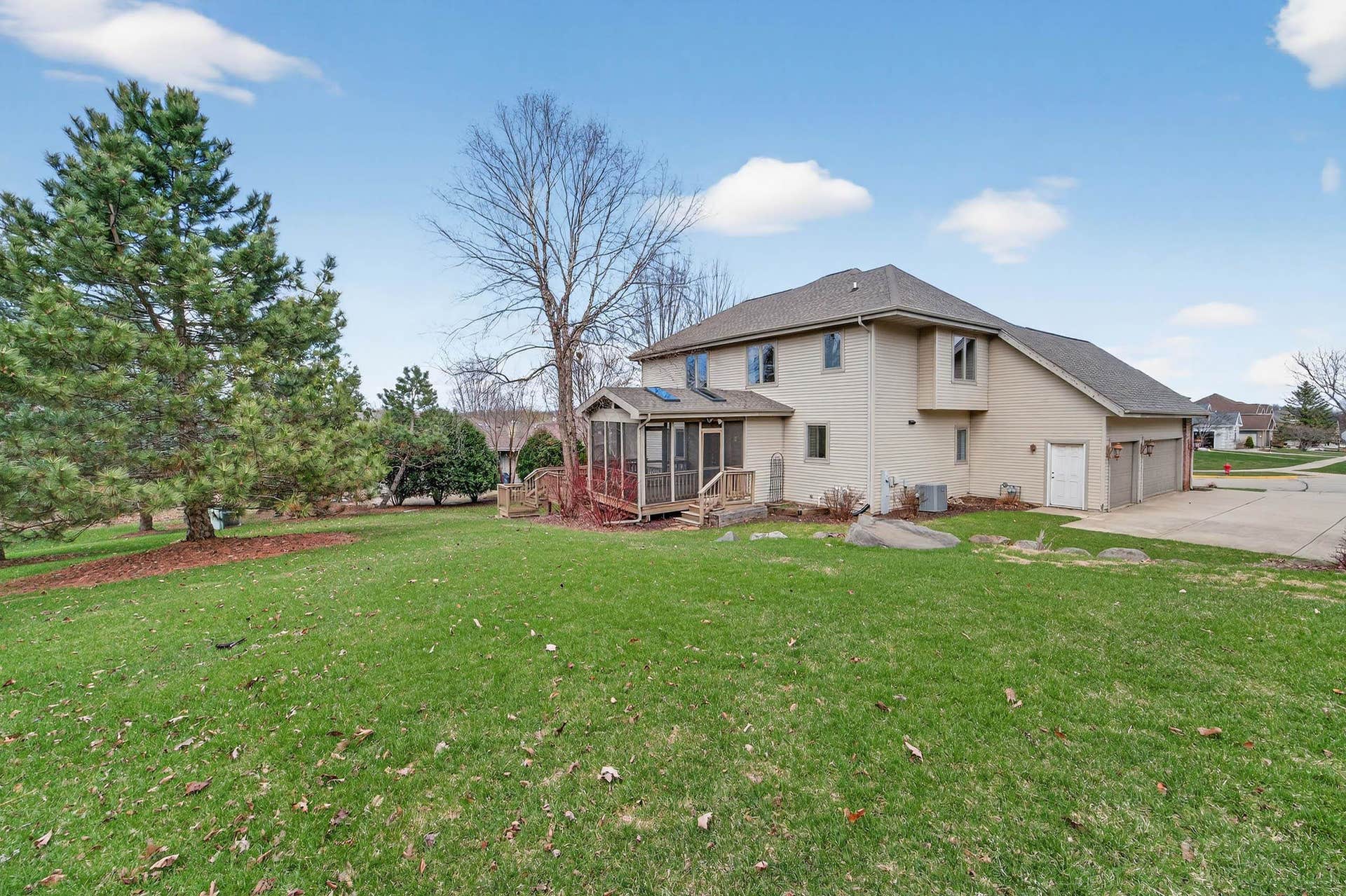3087 Edenberry Street, Fitchburg, WI 53711
