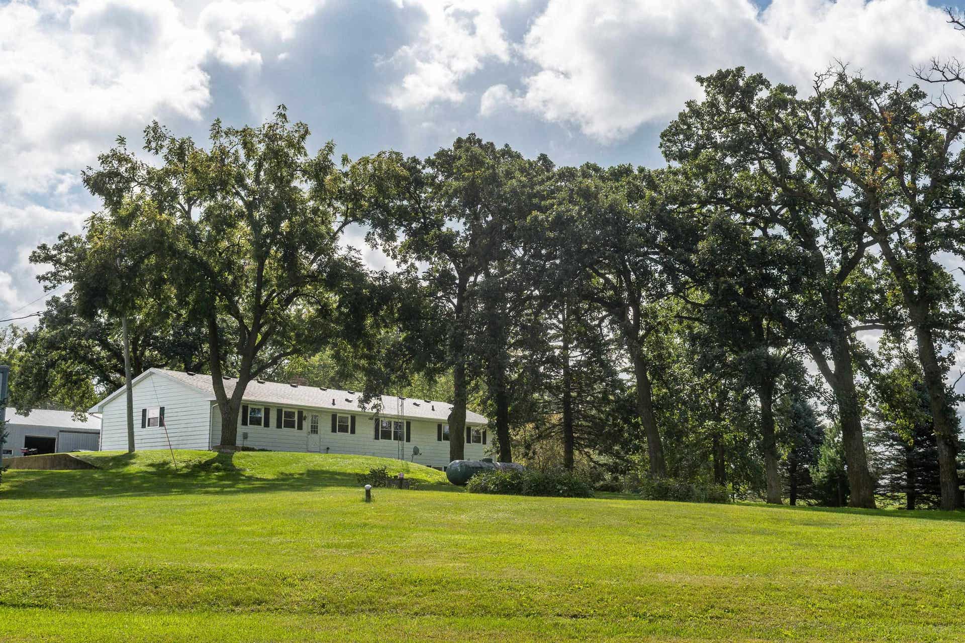 2542 County Road P, Springdale, WI 53593
